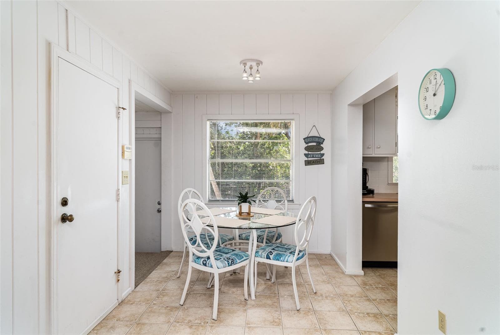 Single Family Residence at 5026 CALLE MINORGA, SARASOTA, photo 9 of 27
