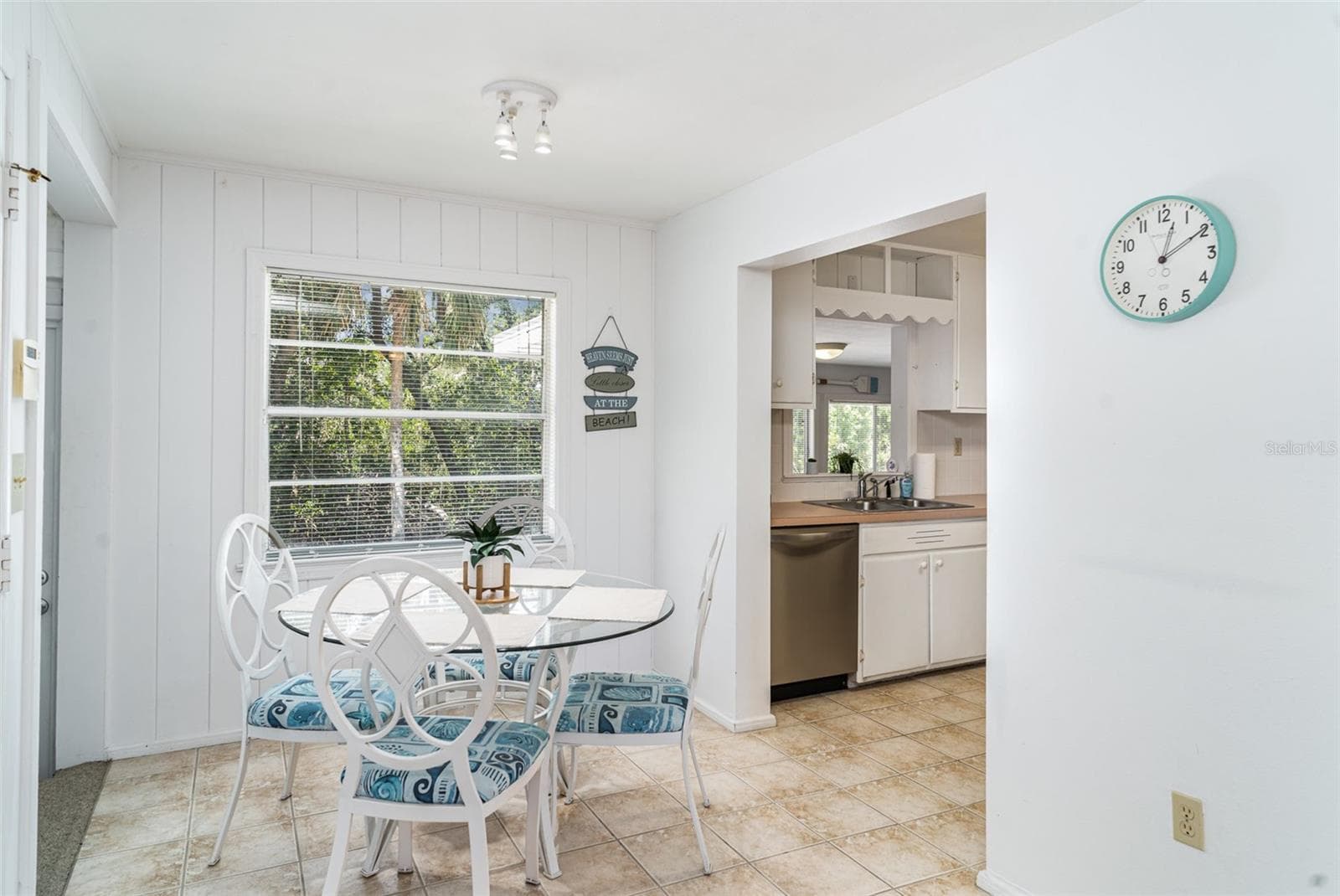 Single Family Residence at 5026 CALLE MINORGA, SARASOTA, photo 10 of 27