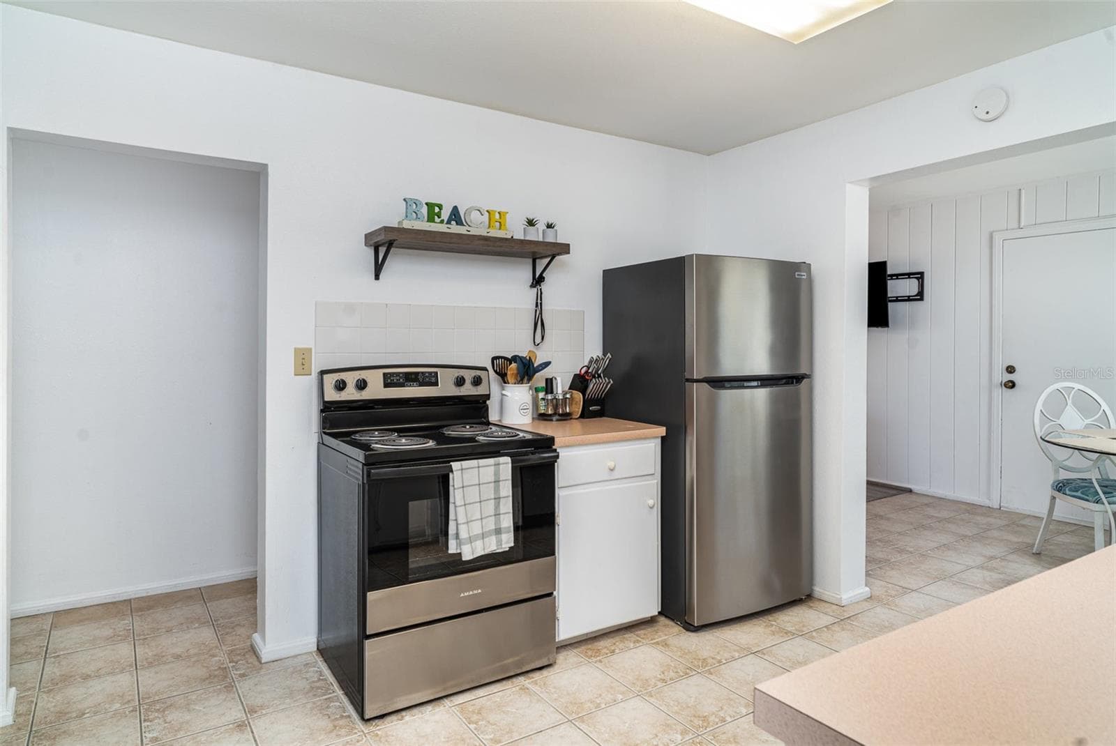 Single Family Residence at 5026 CALLE MINORGA, SARASOTA, photo 13 of 27