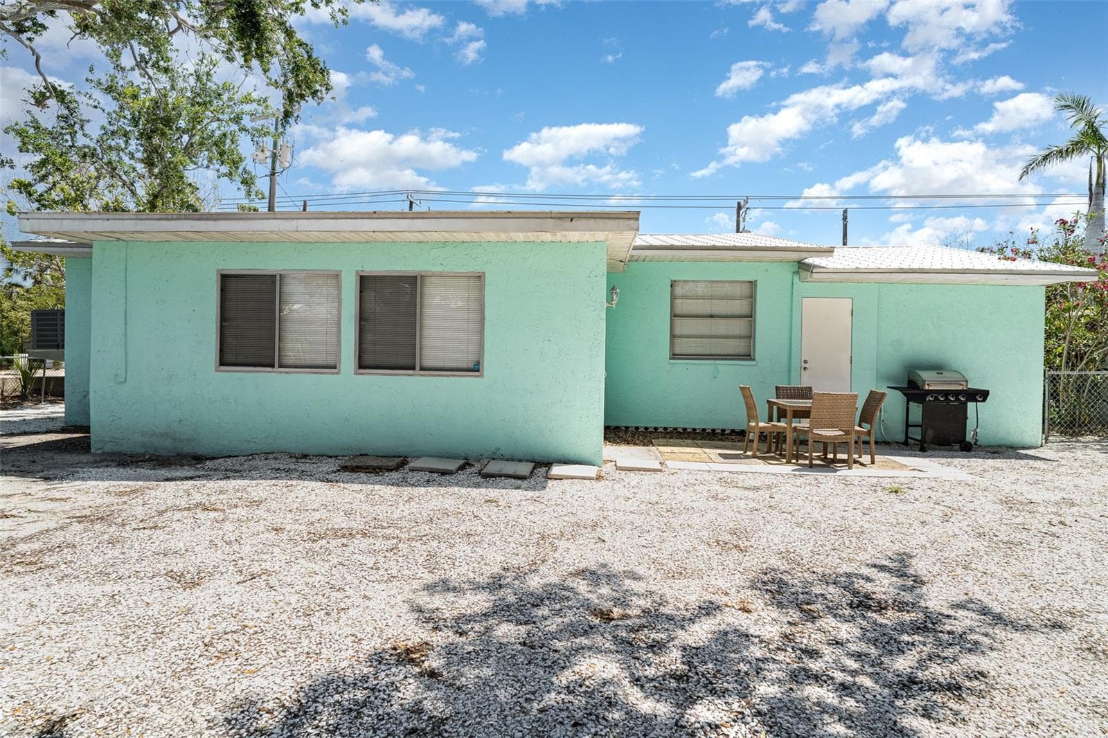Single Family Residence at 5026 CALLE MINORGA, SARASOTA, photo 23 of 27