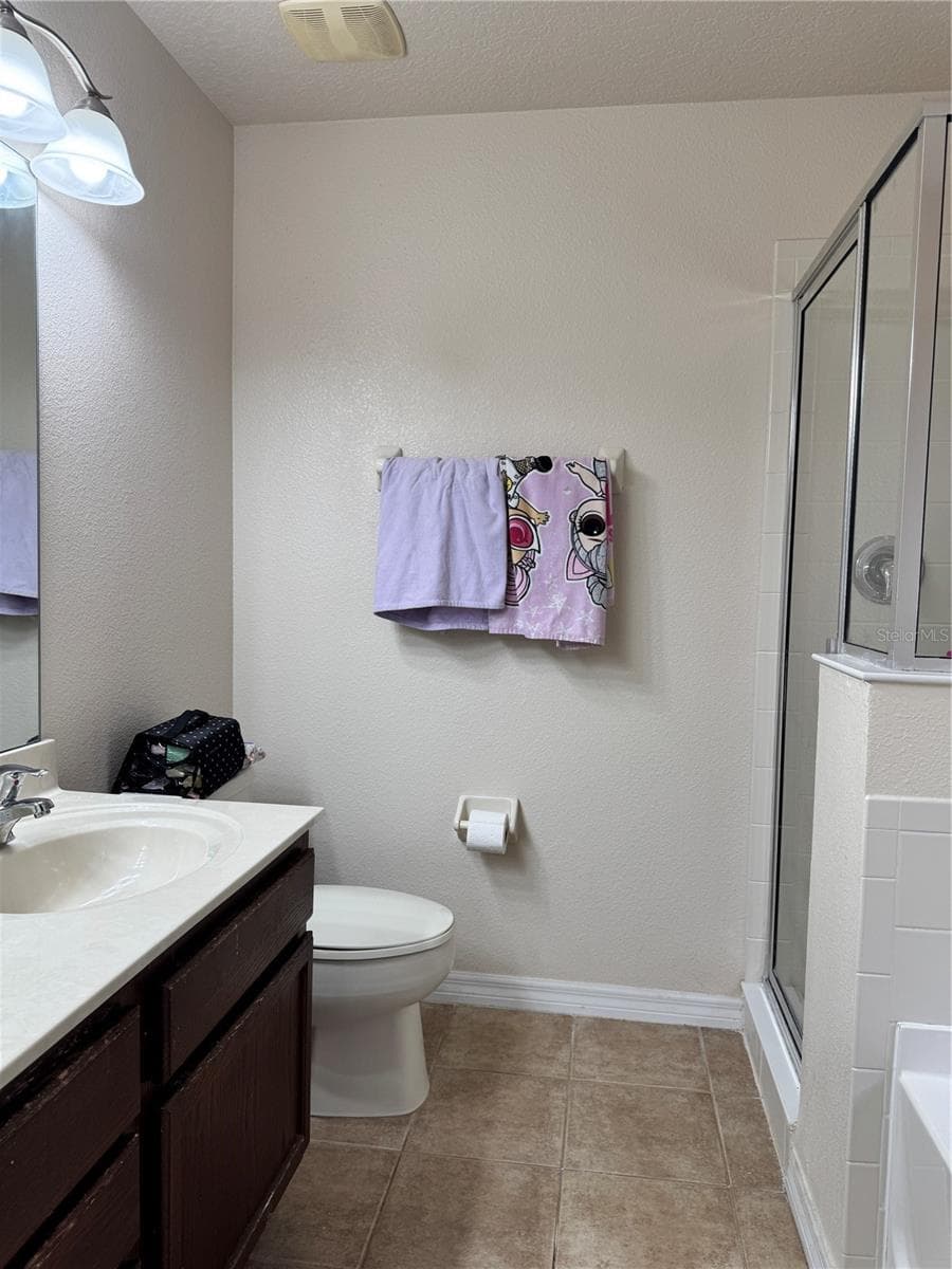 Townhouse at 8484 LEELAND ARCHER BLVD, ORLANDO, photo 9 of 37