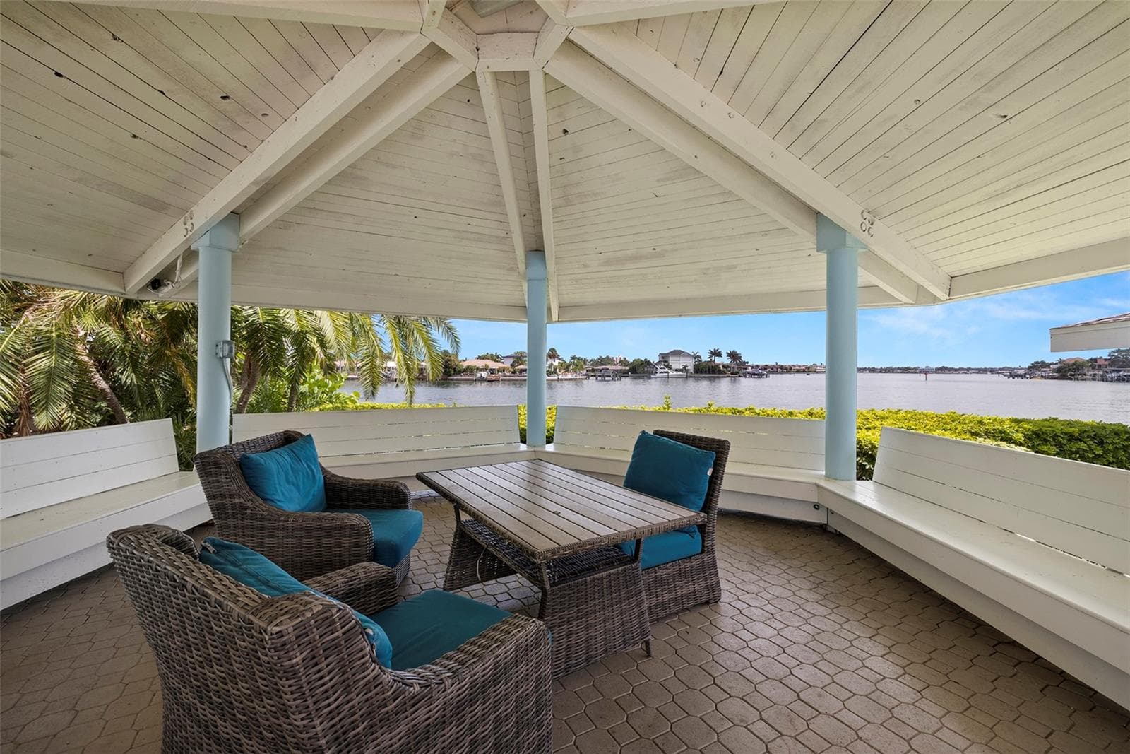 Gazebo - 9425 BLIND PASS RD #705, ST PETE BEACH