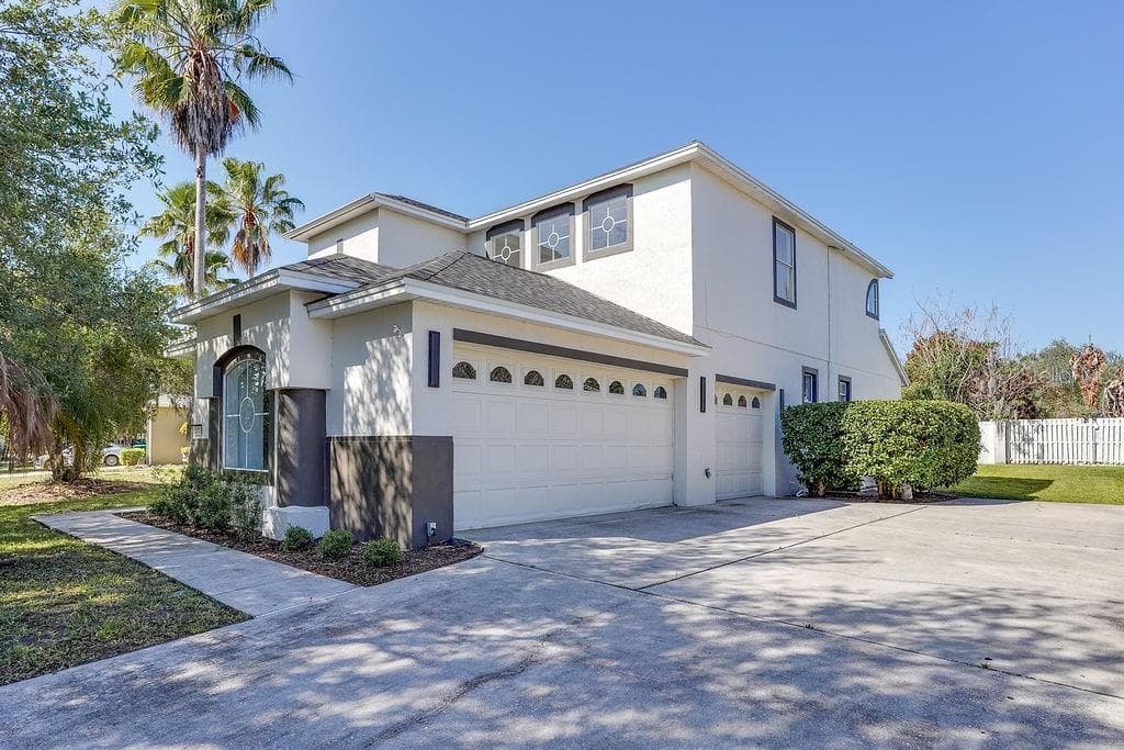 Single Family Residence at 14927 FAVERSHAM CIR, ORLANDO, photo 4 of 57