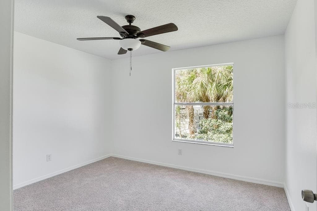 Single Family Residence at 14927 FAVERSHAM CIR, ORLANDO, photo 37 of 57