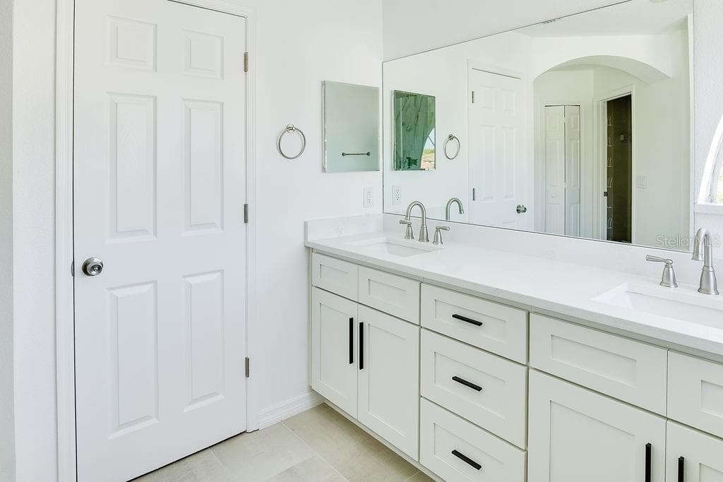 Single Family Residence at 14927 FAVERSHAM CIR, ORLANDO, photo 45 of 57