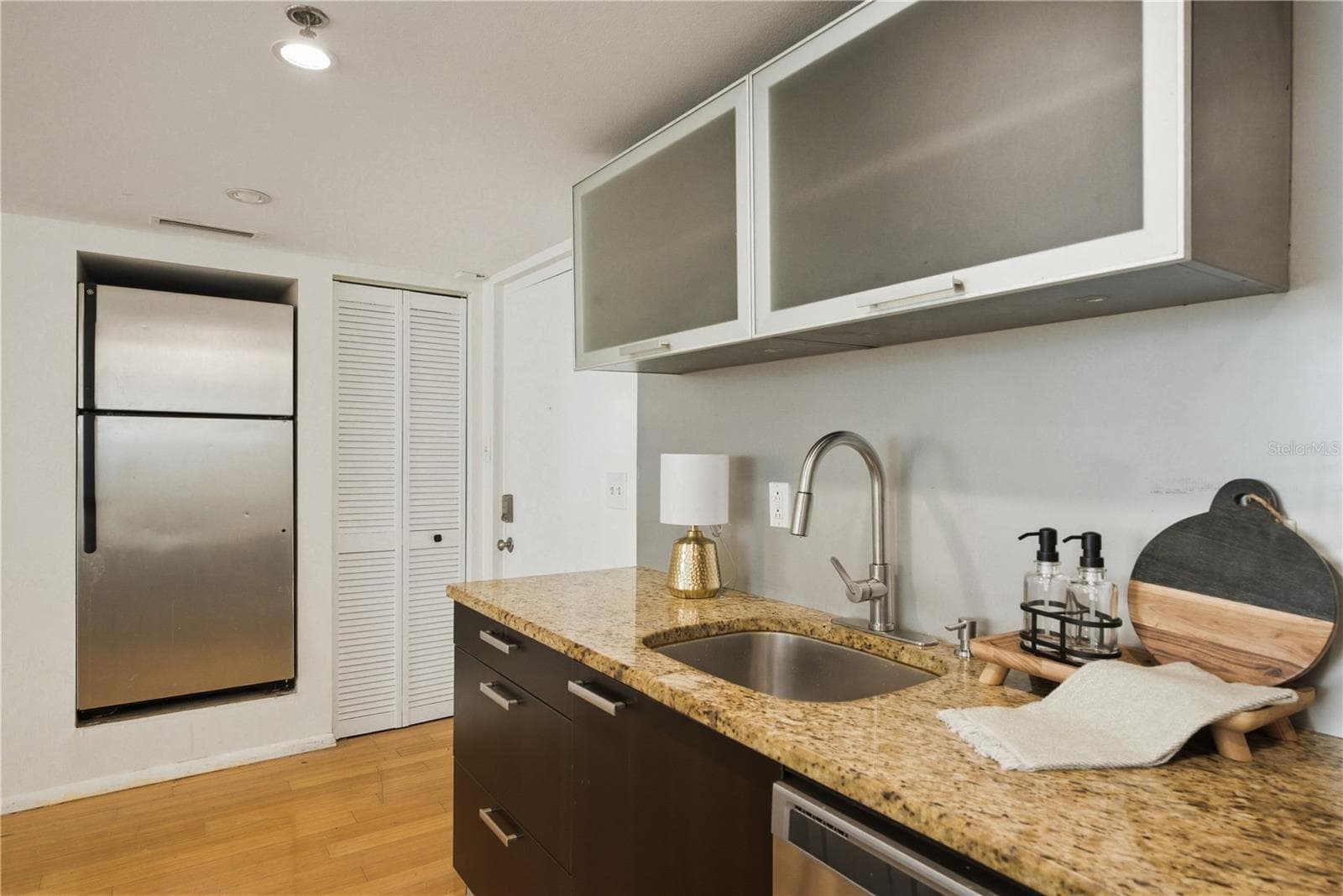 Condominium at 701 S MADISON AVE #420, CLEARWATER, photo 19 of 33