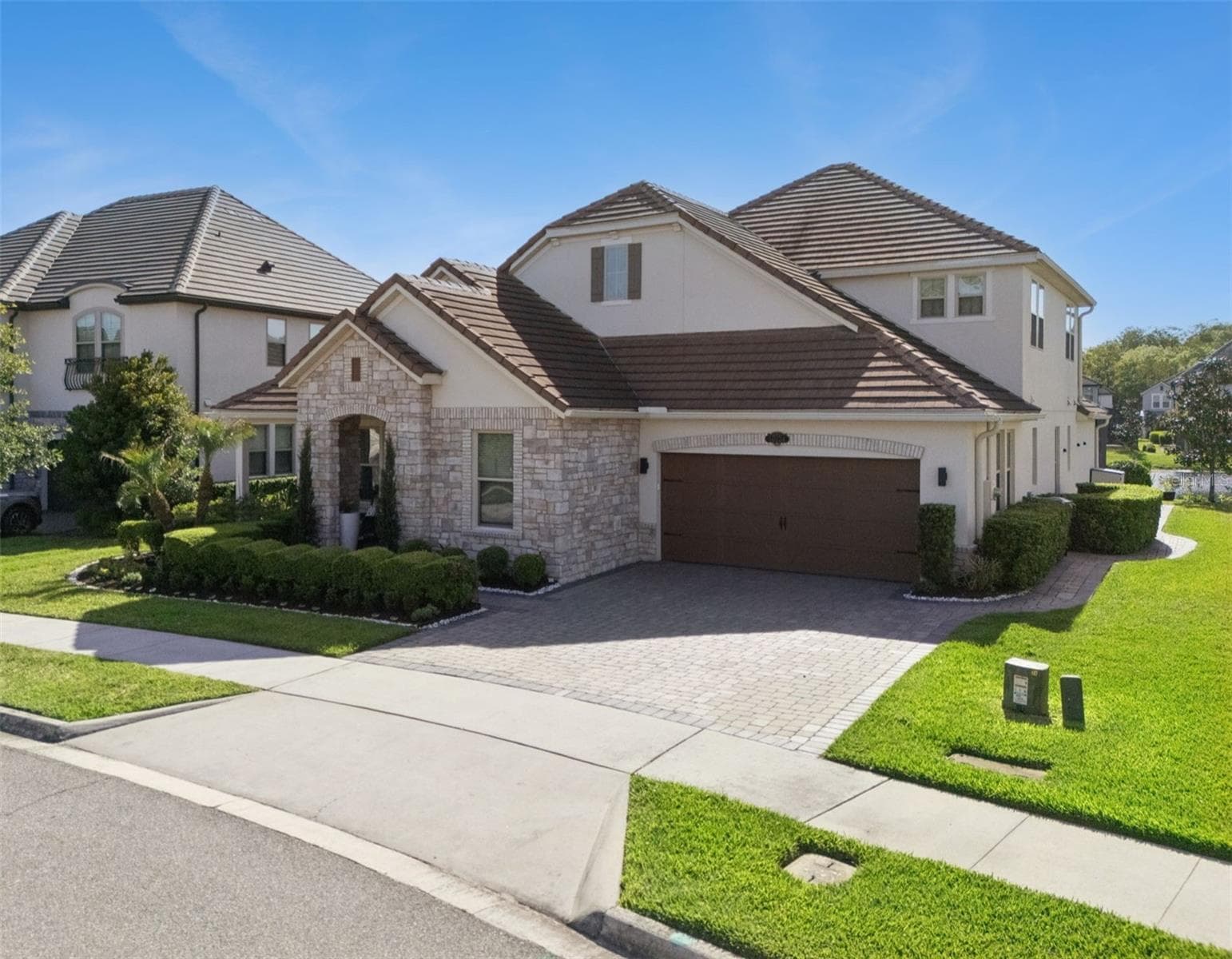 10734 BELLE MAISONS DR