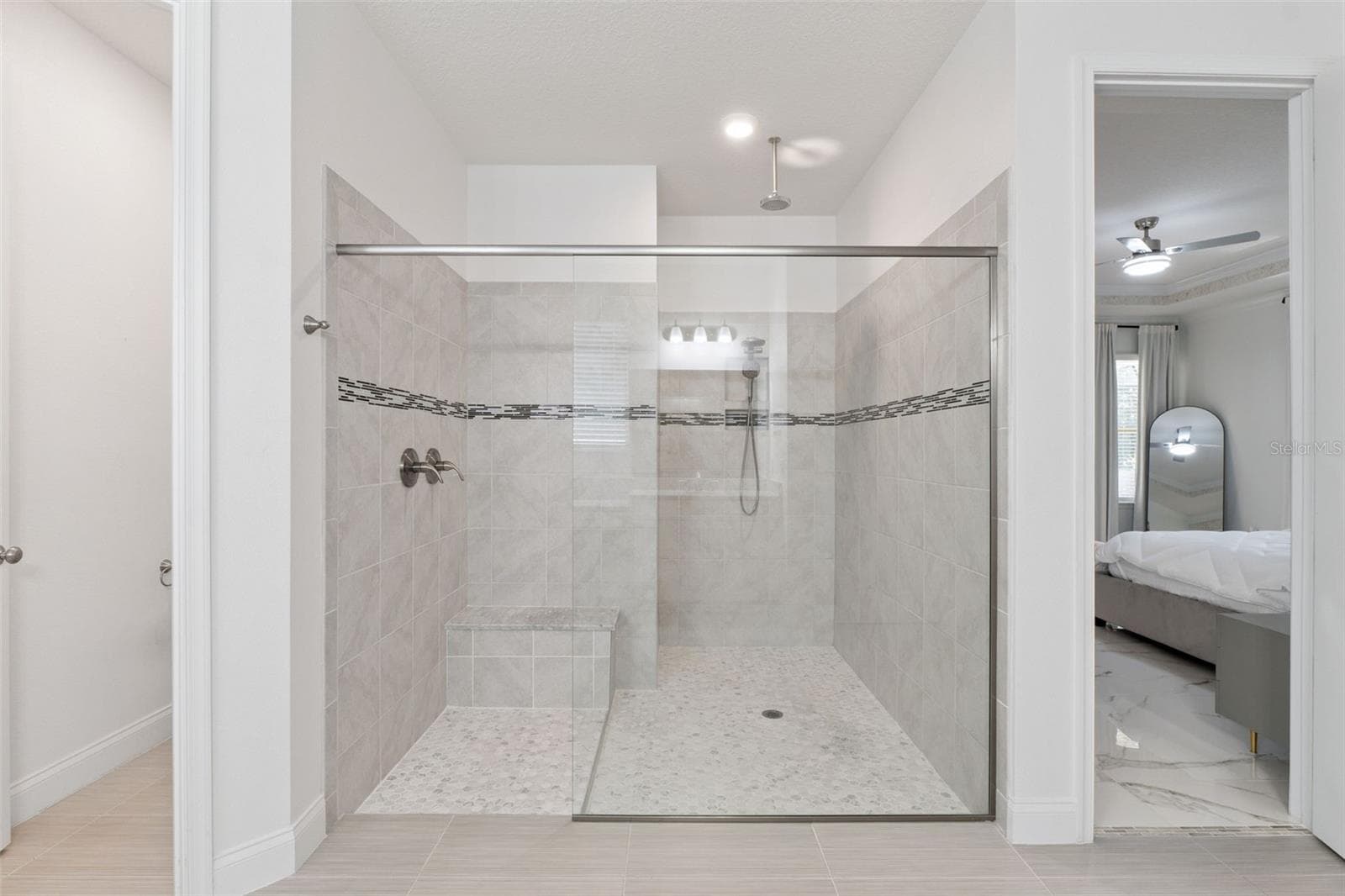 Single Family Residence at 10734 BELLE MAISONS DR, ORLANDO, photo 27 of 68