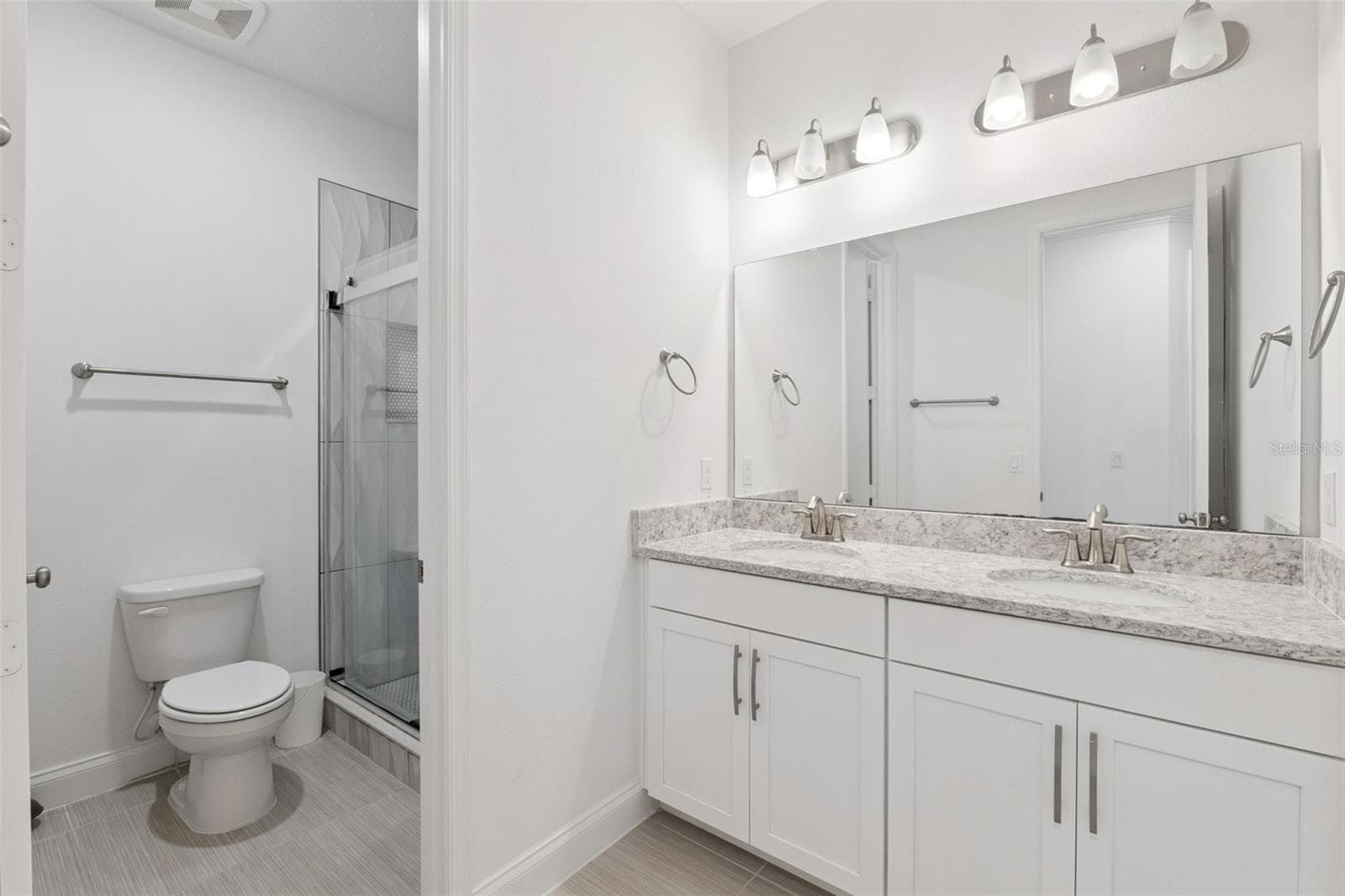 Single Family Residence at 10734 BELLE MAISONS DR, ORLANDO, photo 41 of 68