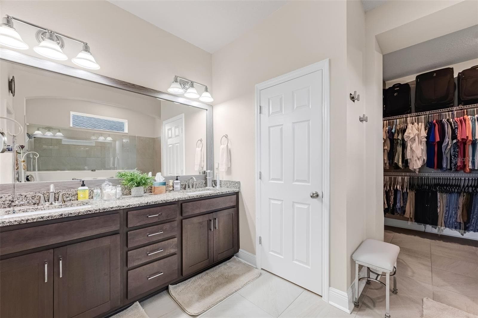 Master bathroom - 5526 GAVELLA CV, PALMETTO