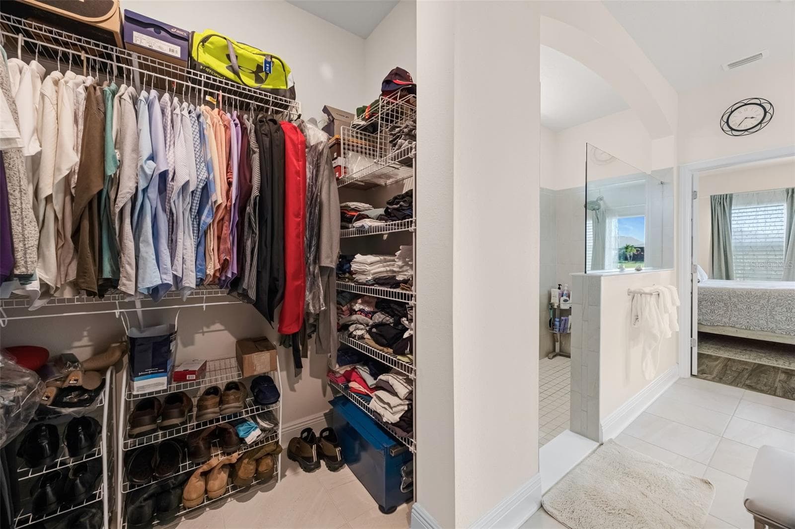 Master closet - 5526 GAVELLA CV, PALMETTO