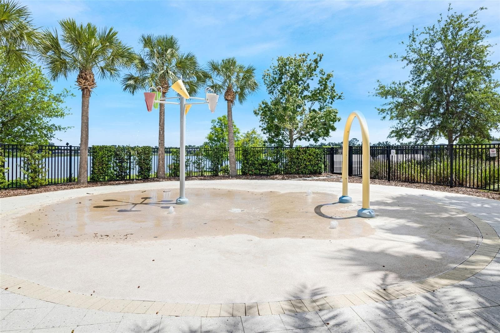 Kids splash pad - 5526 GAVELLA CV, PALMETTO