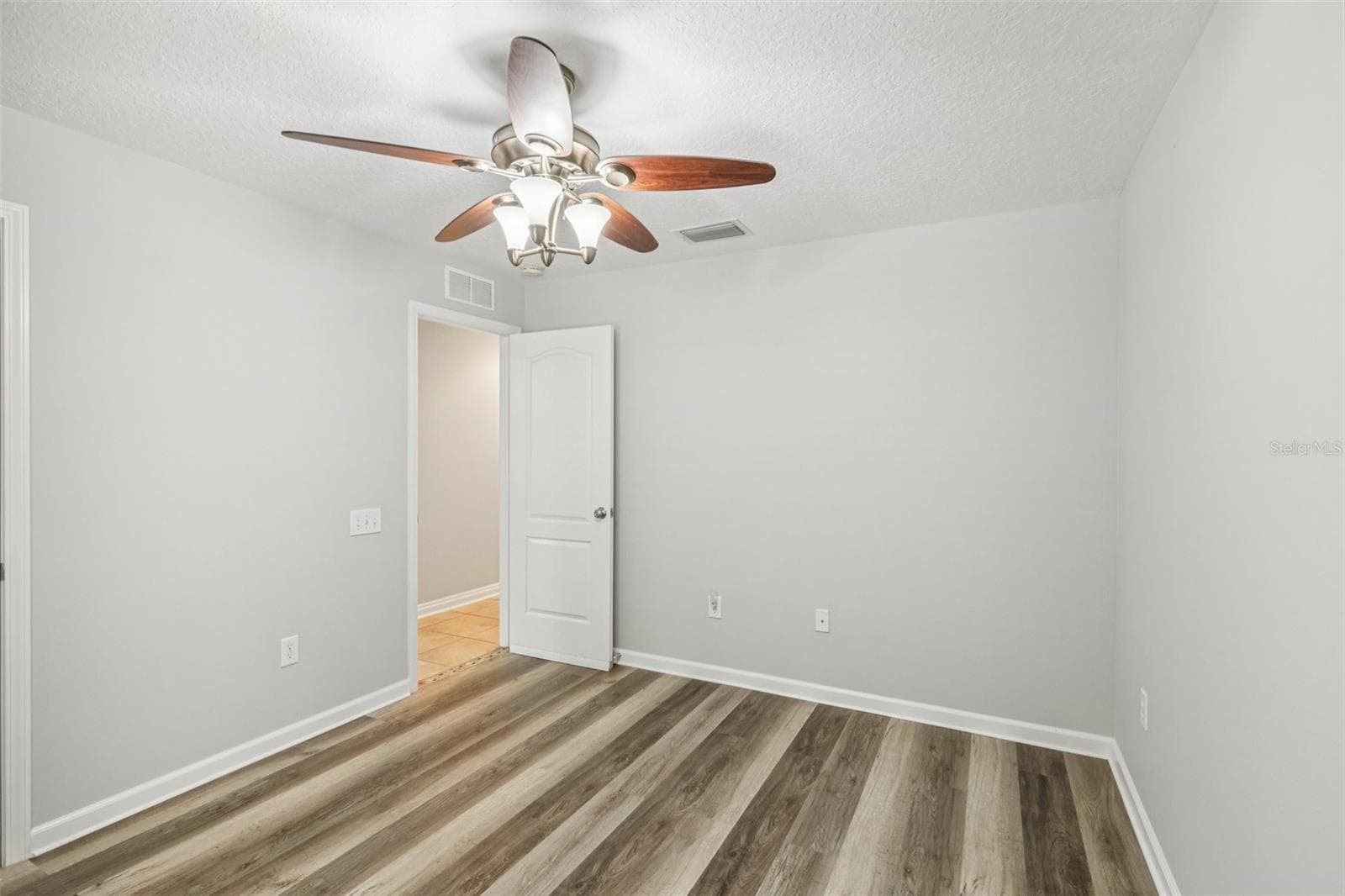 Single Family Residence at 1901 HEARTLAND CIR, VALRICO, photo 22 of 56