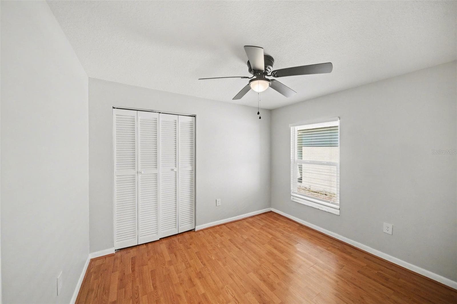 Single Family Residence at 2424 CAMDEN OAKS PL, VALRICO, photo 18 of 25
