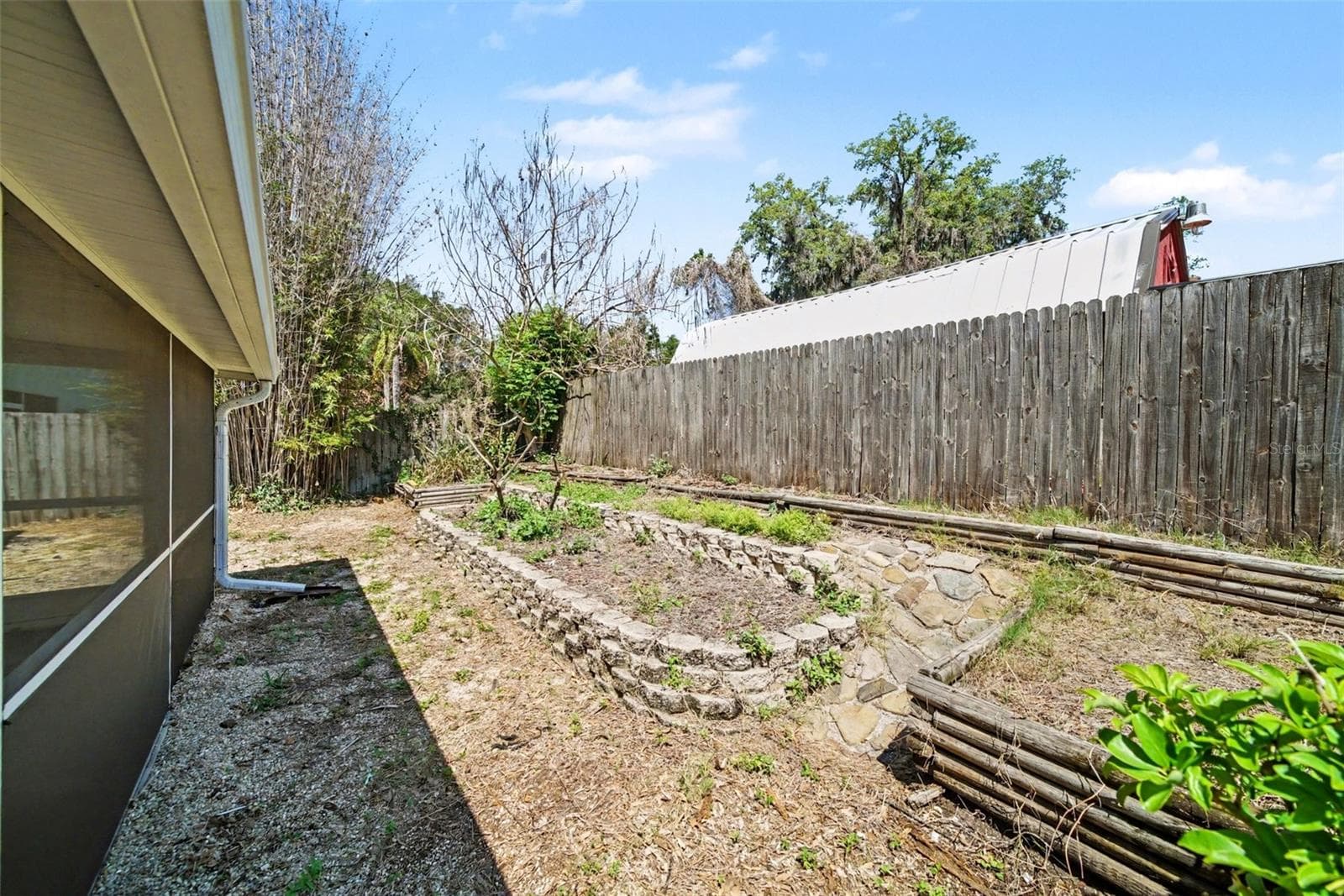 Single Family Residence at 2424 CAMDEN OAKS PL, VALRICO, photo 22 of 25