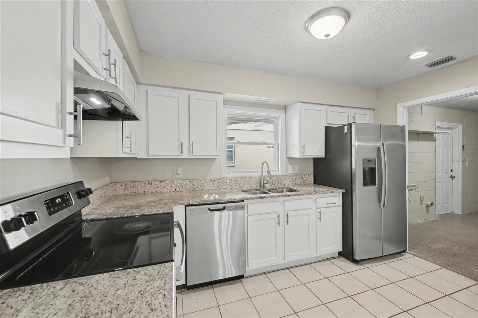 Single Family Residence at 722 GALSWORTHY AVE, ORLANDO, photo 8 of 30