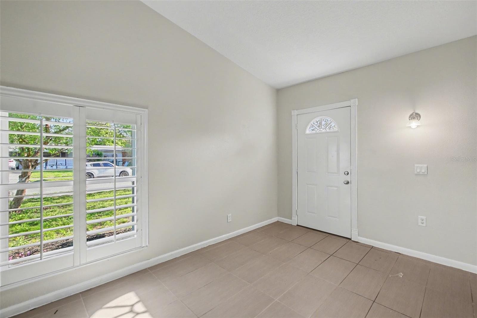 Single Family Residence at 722 GALSWORTHY AVE, ORLANDO, photo 9 of 30