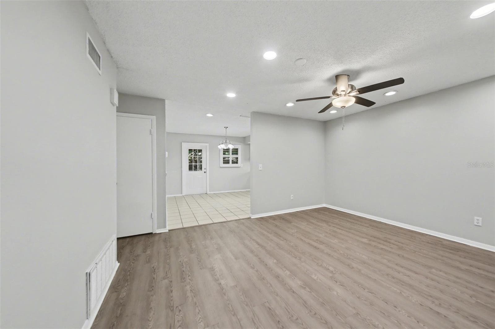 Single Family Residence at 722 GALSWORTHY AVE, ORLANDO, photo 14 of 30