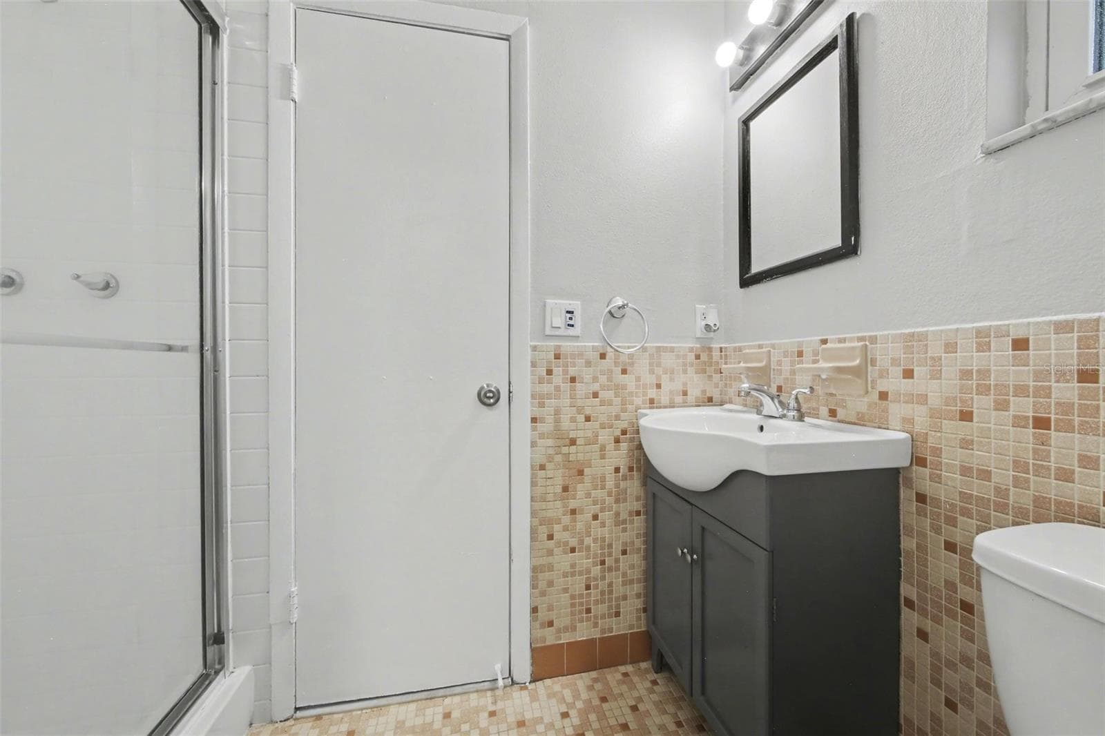 Single Family Residence at 722 GALSWORTHY AVE, ORLANDO, photo 21 of 30