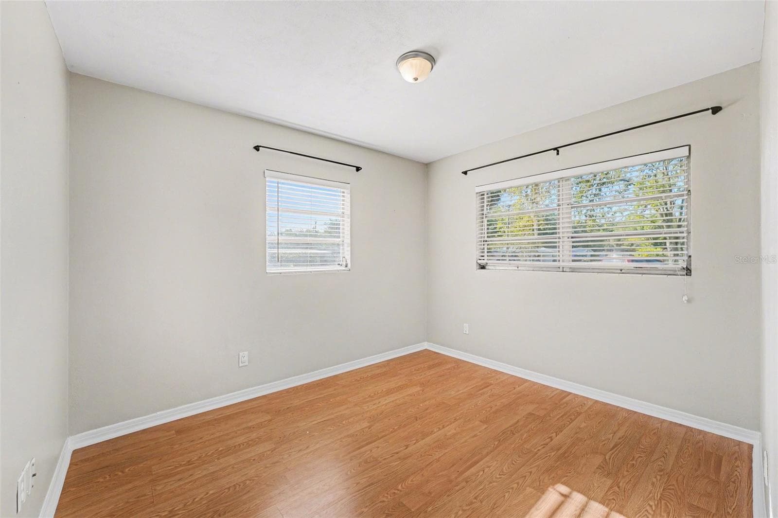 Single Family Residence at 521 W PALMEDEN DR, LAKELAND, photo 15 of 20