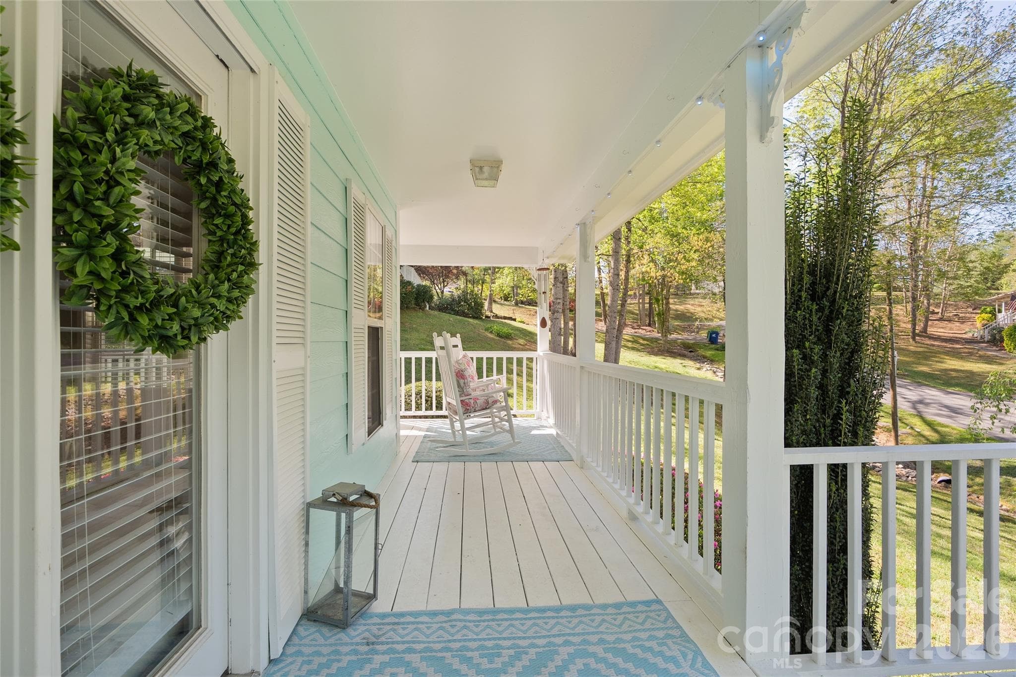 Single Family Residence at 119 Friendly Lane, Asheville, photo 5 of 37