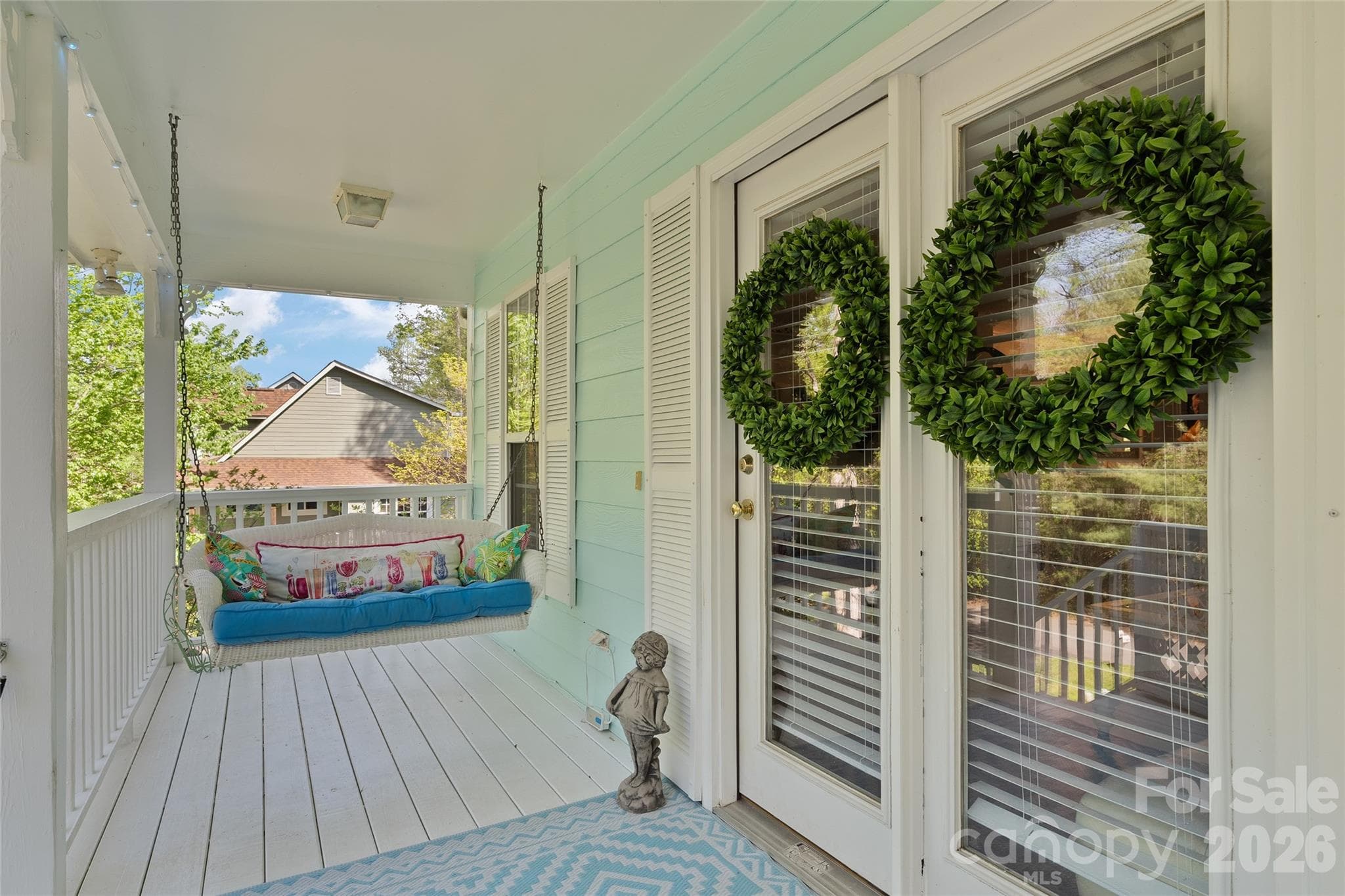 Single Family Residence at 119 Friendly Lane, Asheville, photo 6 of 37