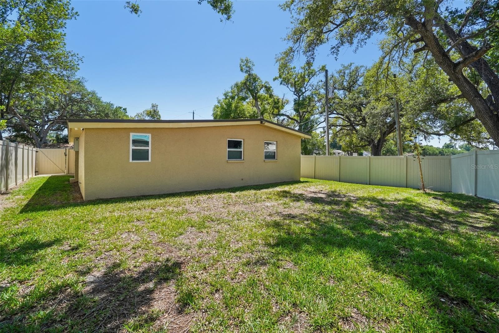 Single Family Residence at 3123 W LA SALLE ST, TAMPA, photo 39 of 44