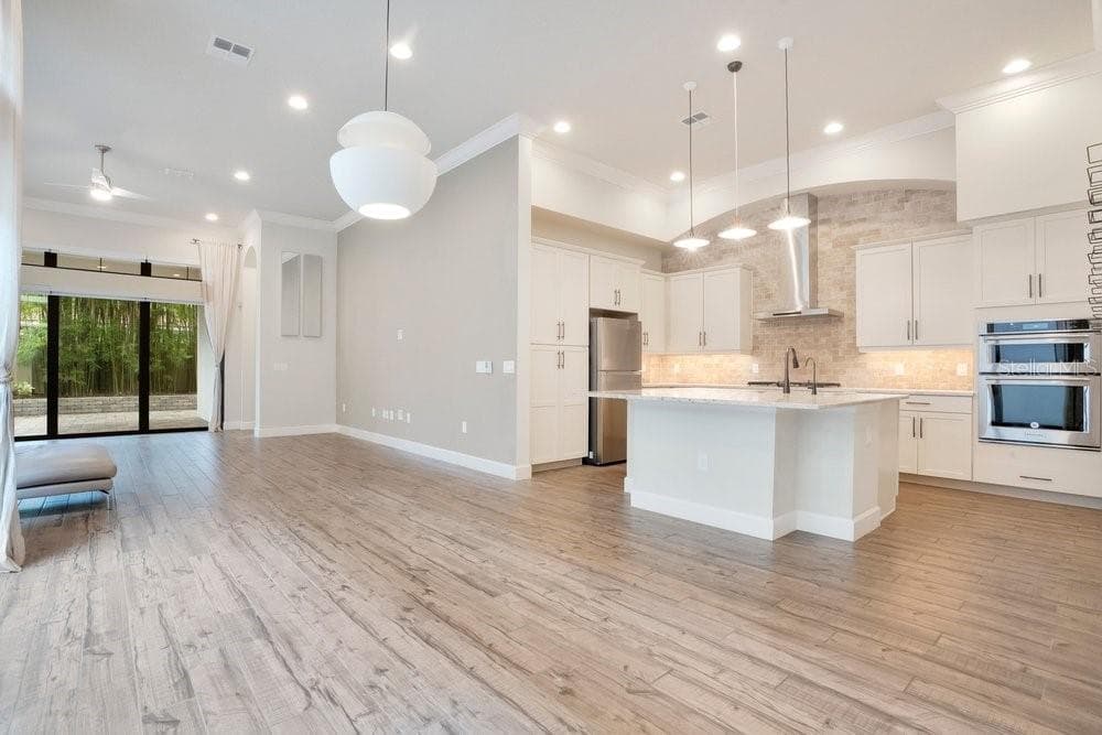 Single Family Residence at 8394 VIA VITTORIA WAY, ORLANDO, photo 3 of 86