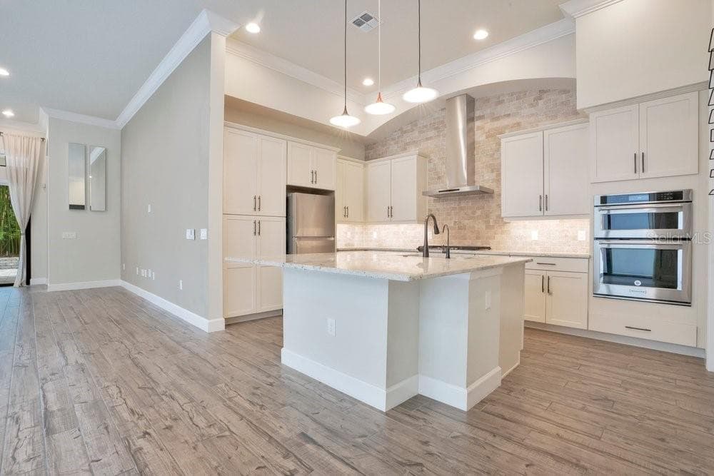 Single Family Residence at 8394 VIA VITTORIA WAY, ORLANDO, photo 5 of 86