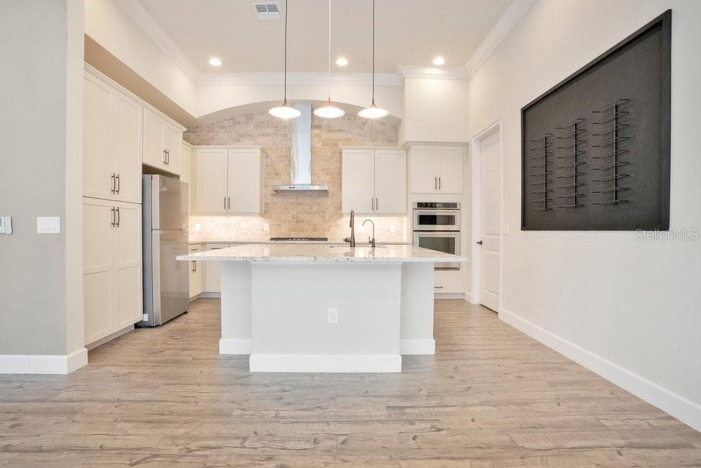 Single Family Residence at 8394 VIA VITTORIA WAY, ORLANDO, photo 9 of 86