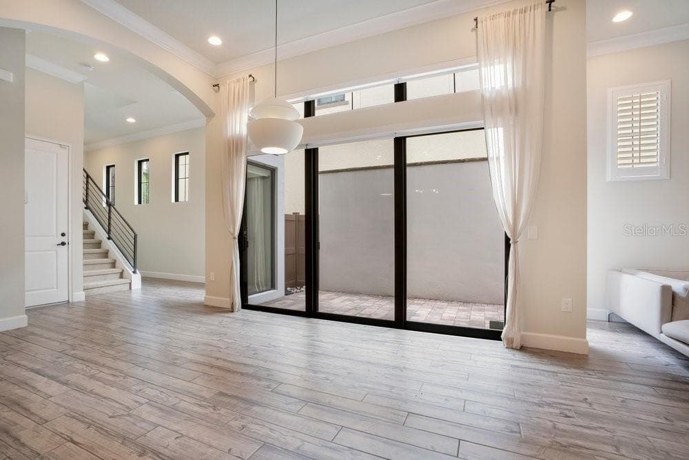 Single Family Residence at 8394 VIA VITTORIA WAY, ORLANDO, photo 10 of 86