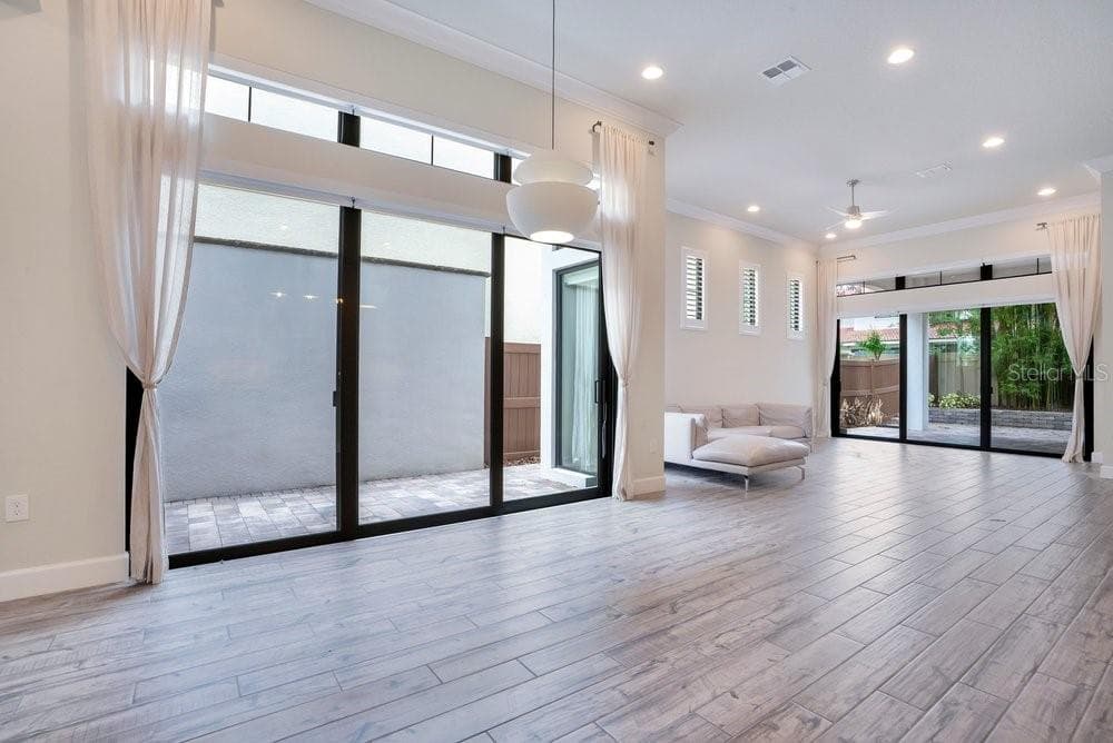 Single Family Residence at 8394 VIA VITTORIA WAY, ORLANDO, photo 12 of 86