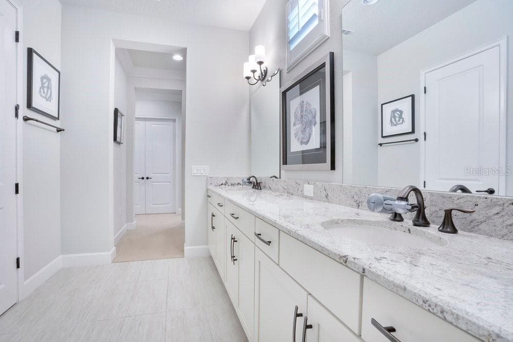 Single Family Residence at 8394 VIA VITTORIA WAY, ORLANDO, photo 35 of 86