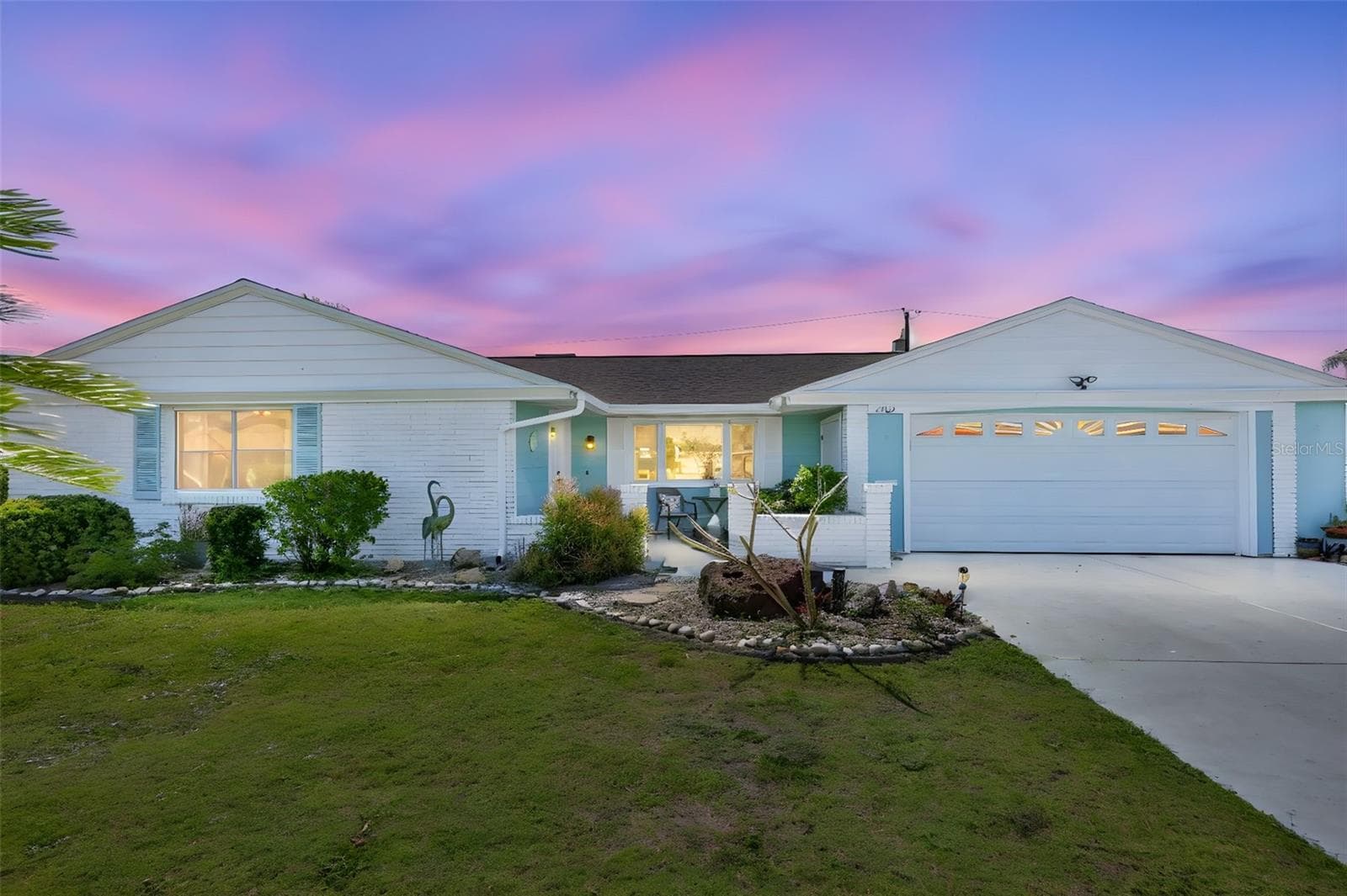 1704 DANBURY DR