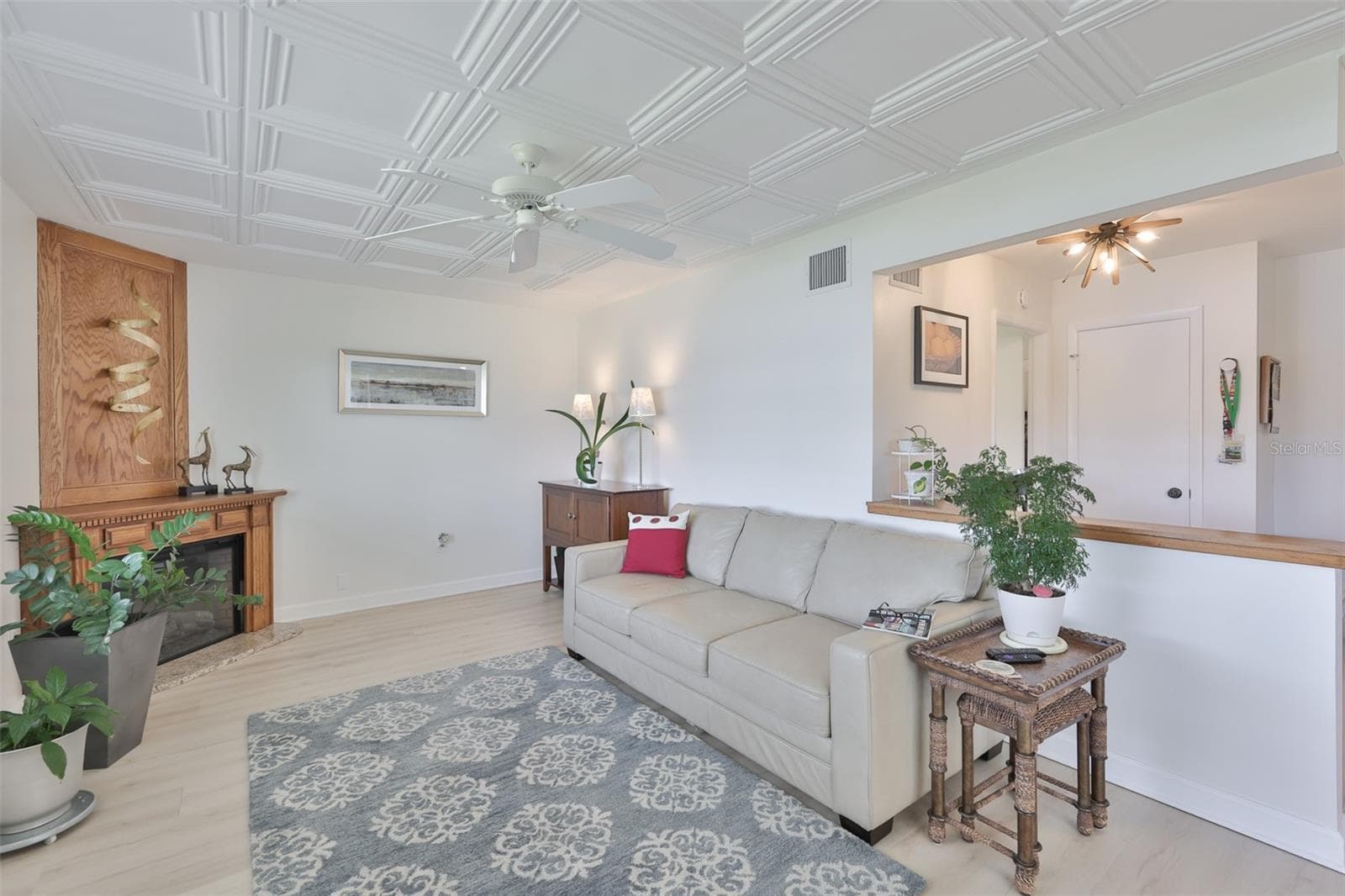 Great Room Off of Kitchen, Classic elegance Coffered Ceiling & Electric Fireplace - 1704 DANBURY DR, SUN CITY CENTER