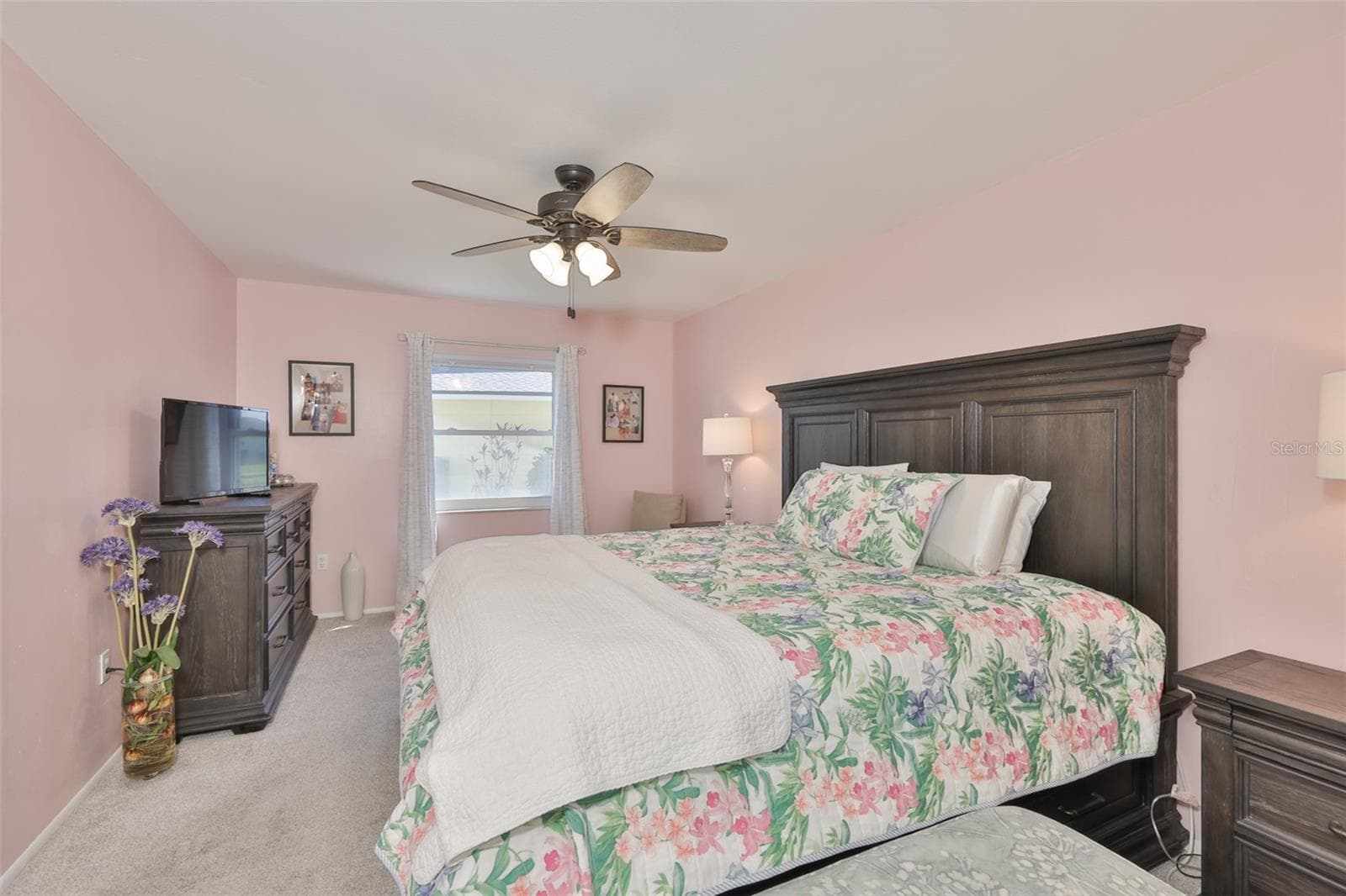 Spacious Primary Bedroom, Newer Plush Carpet - 1704 DANBURY DR, SUN CITY CENTER