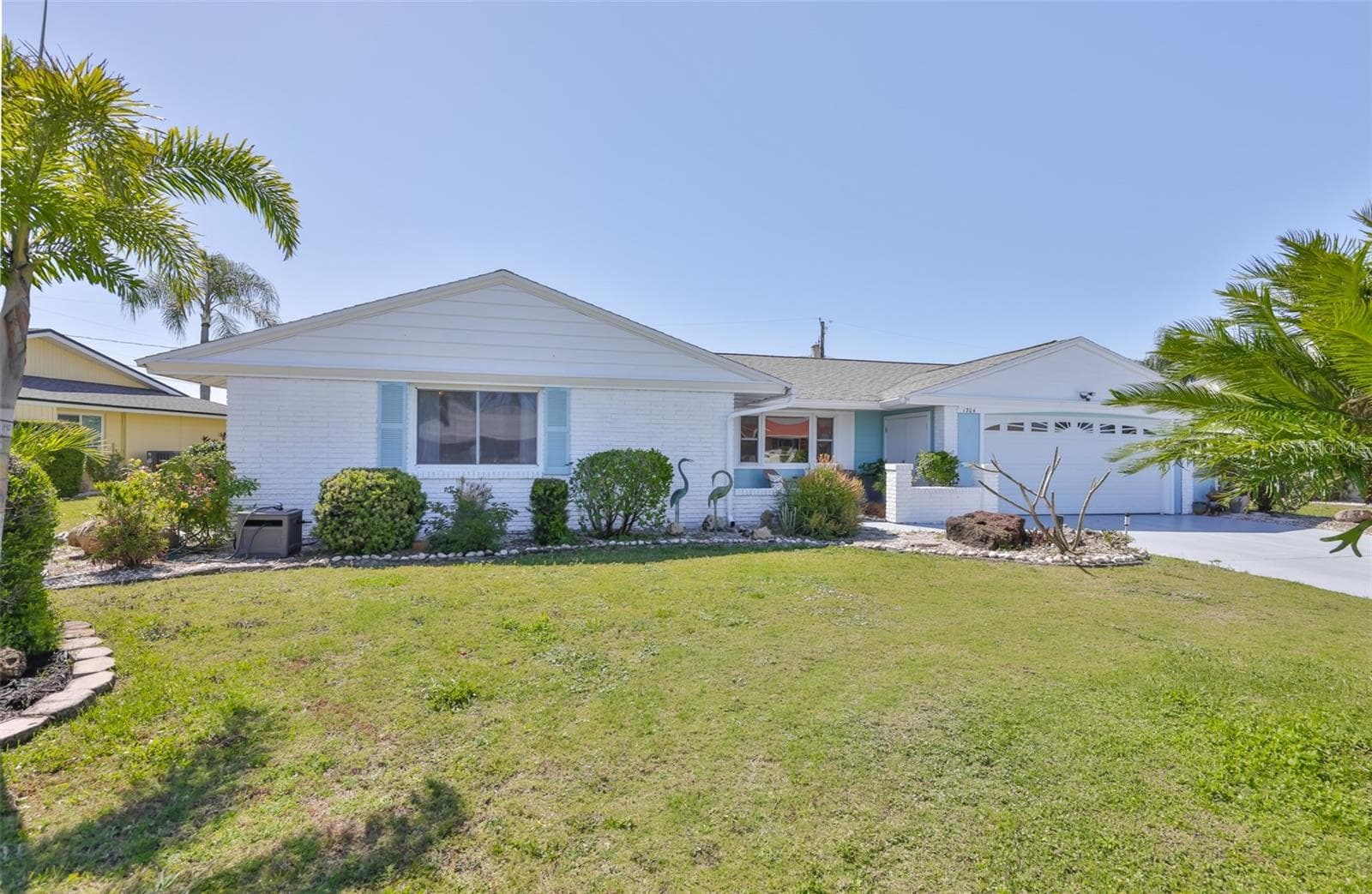 Exterior Front View, 2 Car Garage, Lovely Updated South Lake Home - 1704 DANBURY DR, SUN CITY CENTER