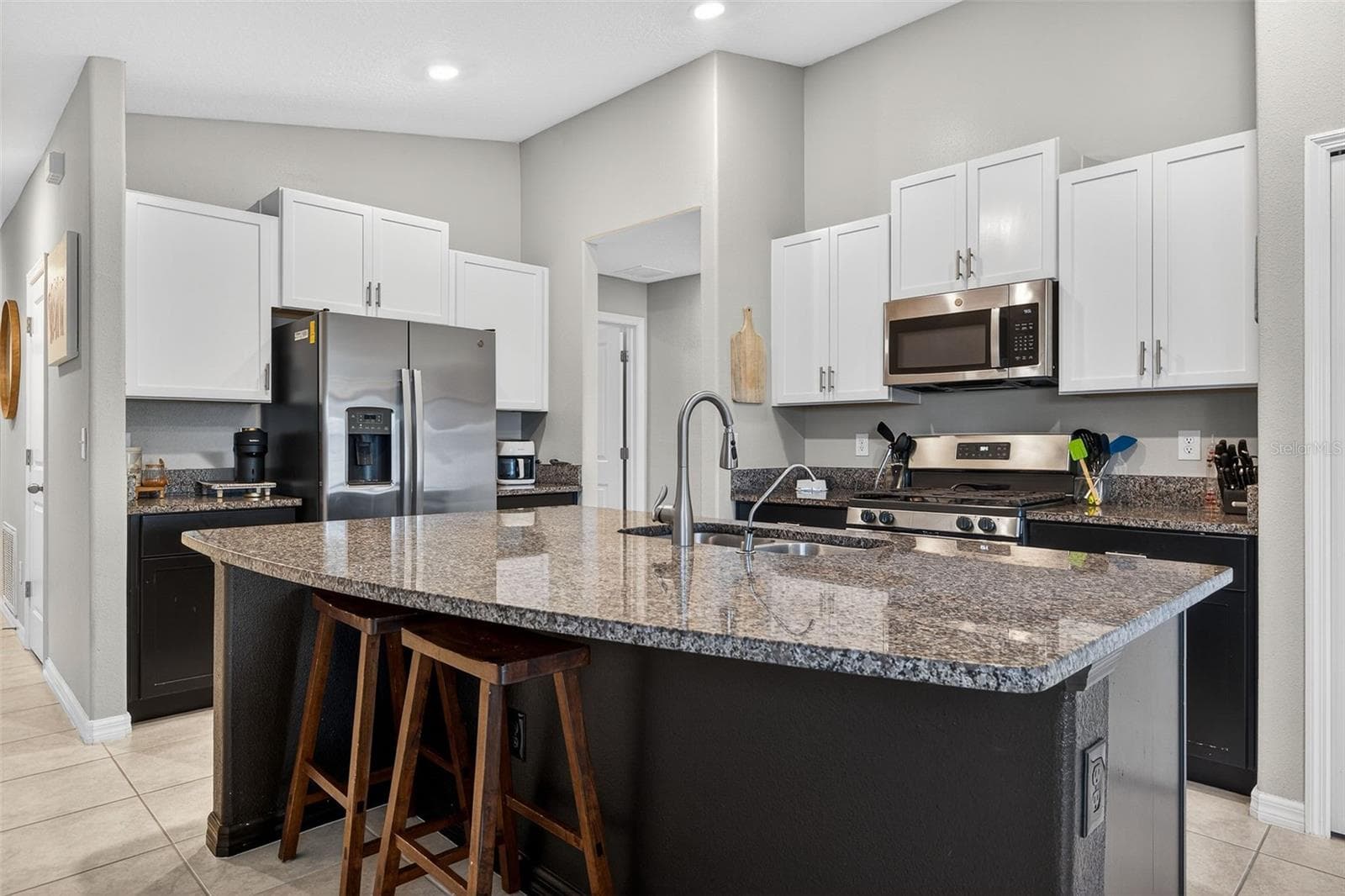 Single Family Residence at 9324 LEMON DROP LOOP, SUN CITY CENTER, photo 7 of 32