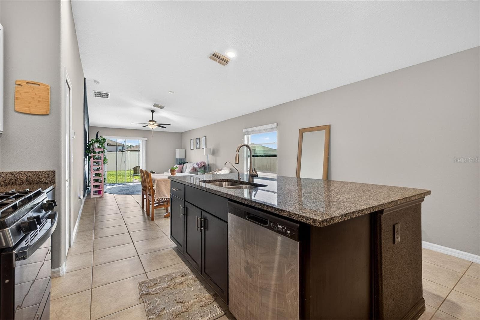 Single Family Residence at 9324 LEMON DROP LOOP, SUN CITY CENTER, photo 9 of 32