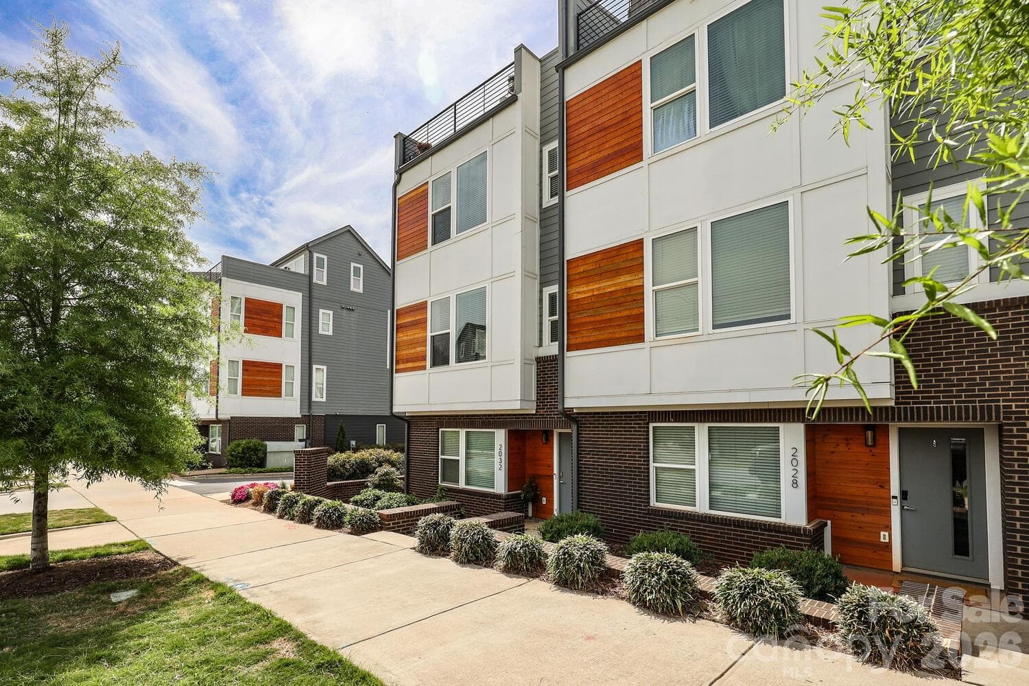 Townhouse at Charlotte, photo 2 of 47