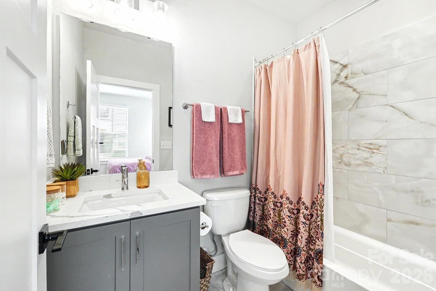 Townhouse at Charlotte, photo 11 of 47