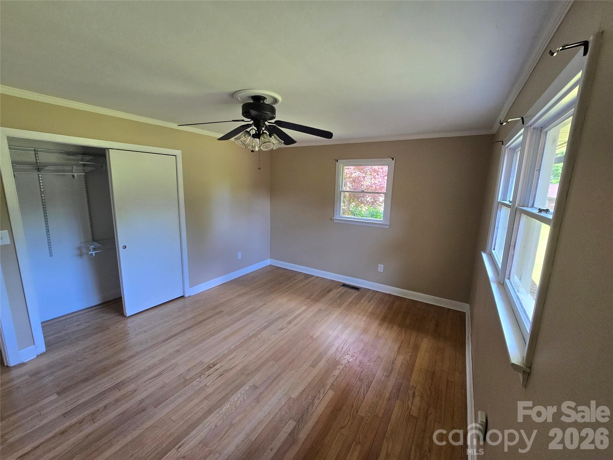 Single Family Residence at 513 Sides Street, Rockwell, photo 29 of 33