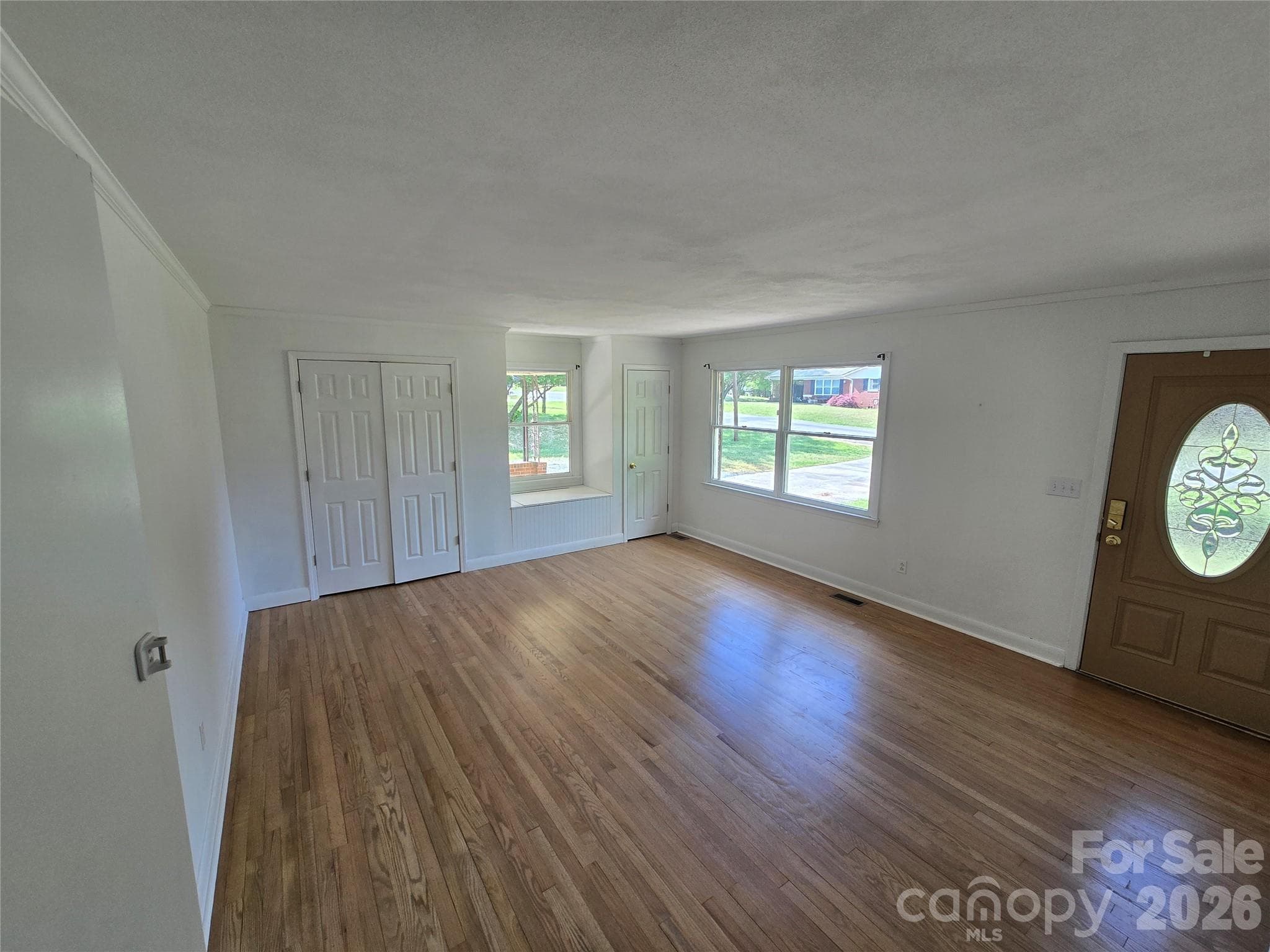 Single Family Residence at 513 Sides Street, Rockwell, photo 7 of 33