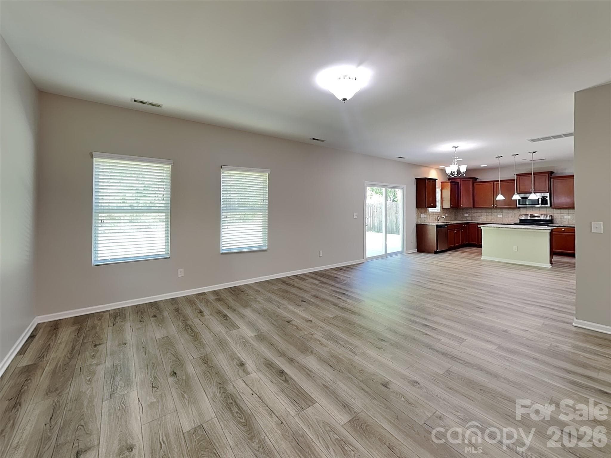 Living room - Charlotte