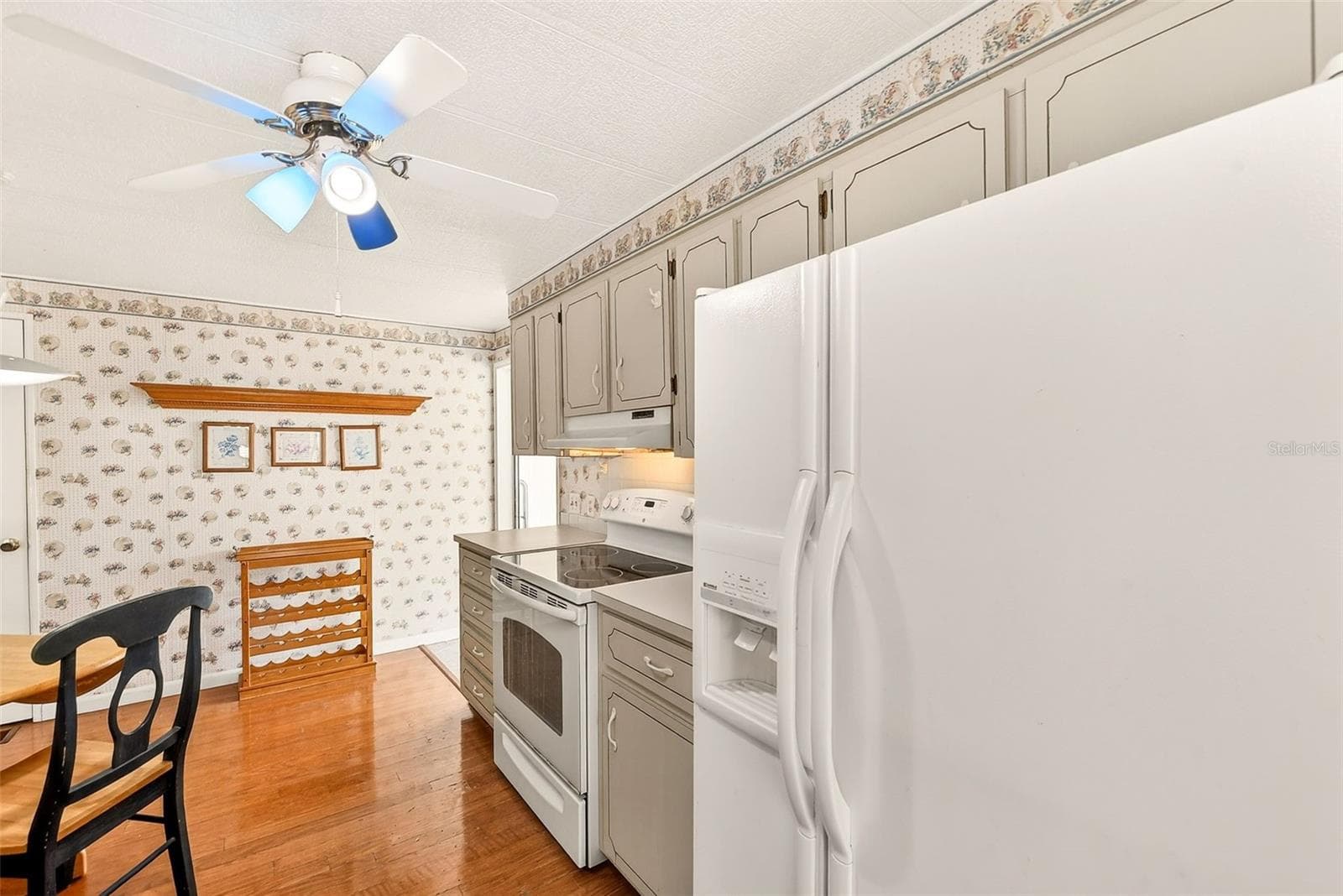 Manufactured Home at 94 SUGAR BEAR DR #55, SAFETY HARBOR, photo 15 of 43