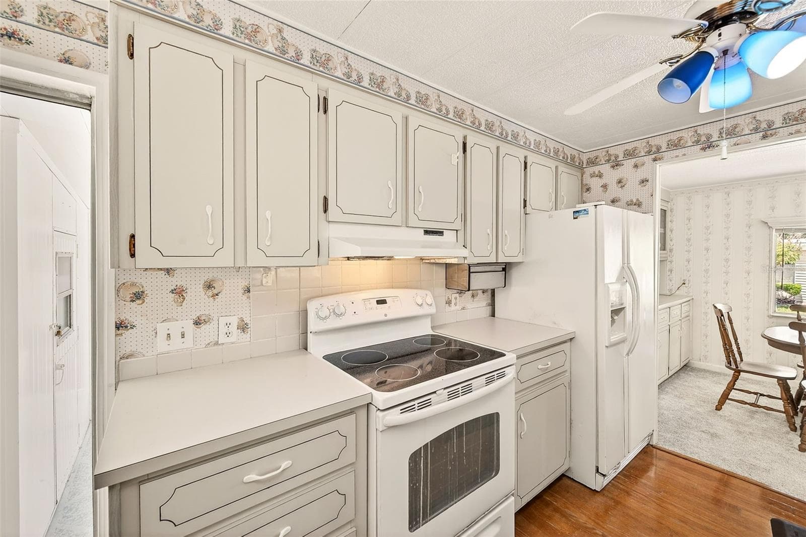 Manufactured Home at 94 SUGAR BEAR DR #55, SAFETY HARBOR, photo 17 of 43