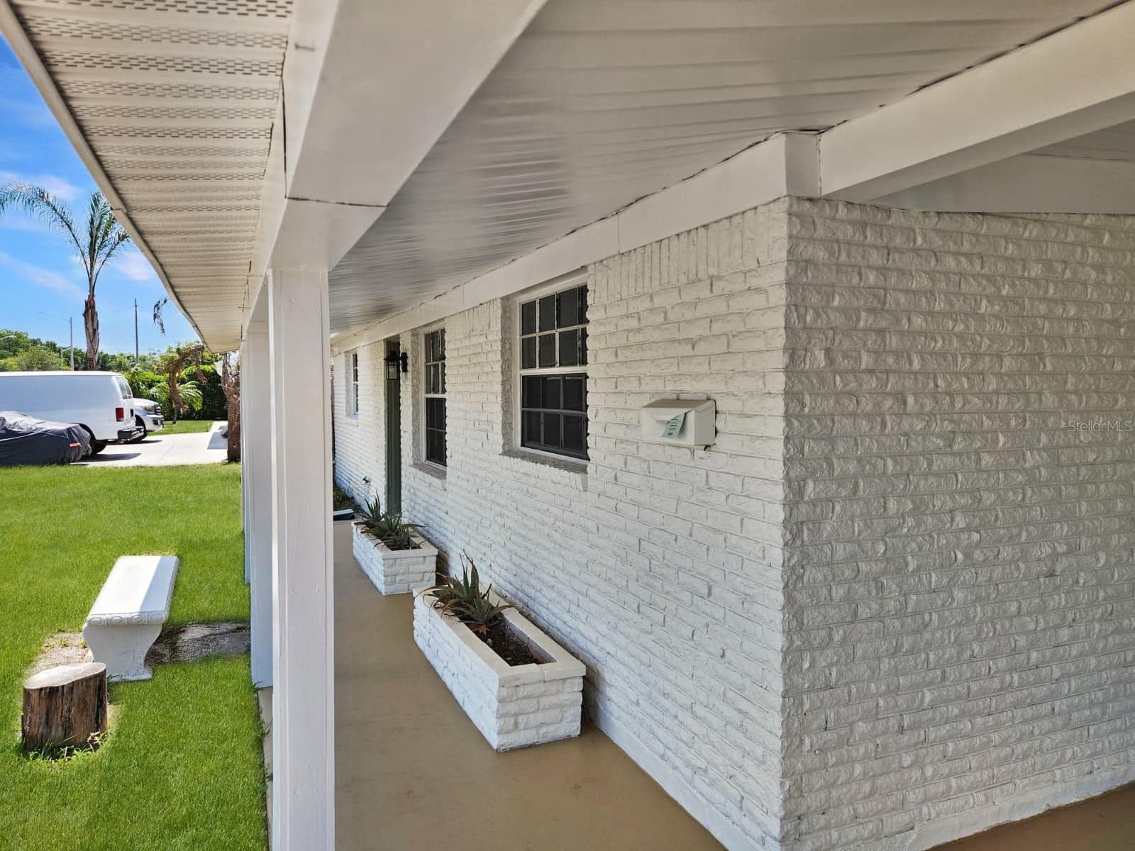 Single Family Residence at 430 SANTIAGO AVE, ORLANDO, photo 4 of 21