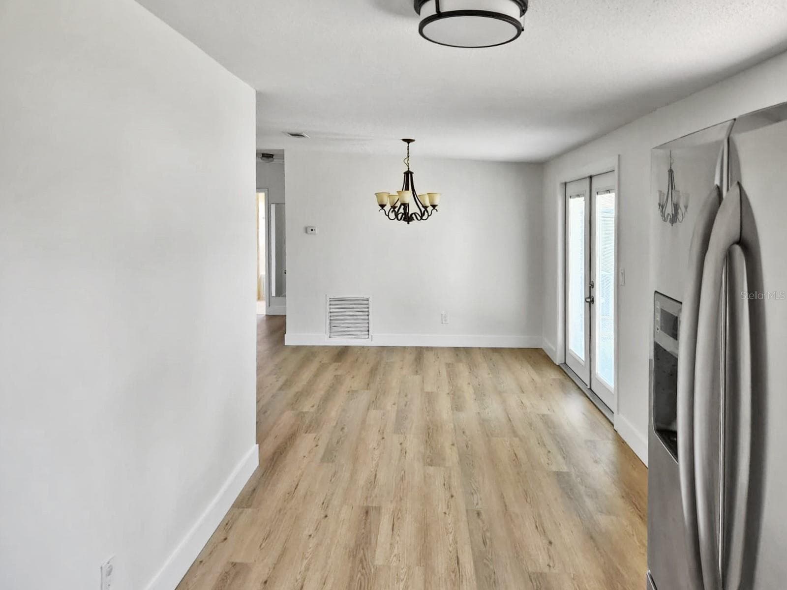 Single Family Residence at 430 SANTIAGO AVE, ORLANDO, photo 11 of 21