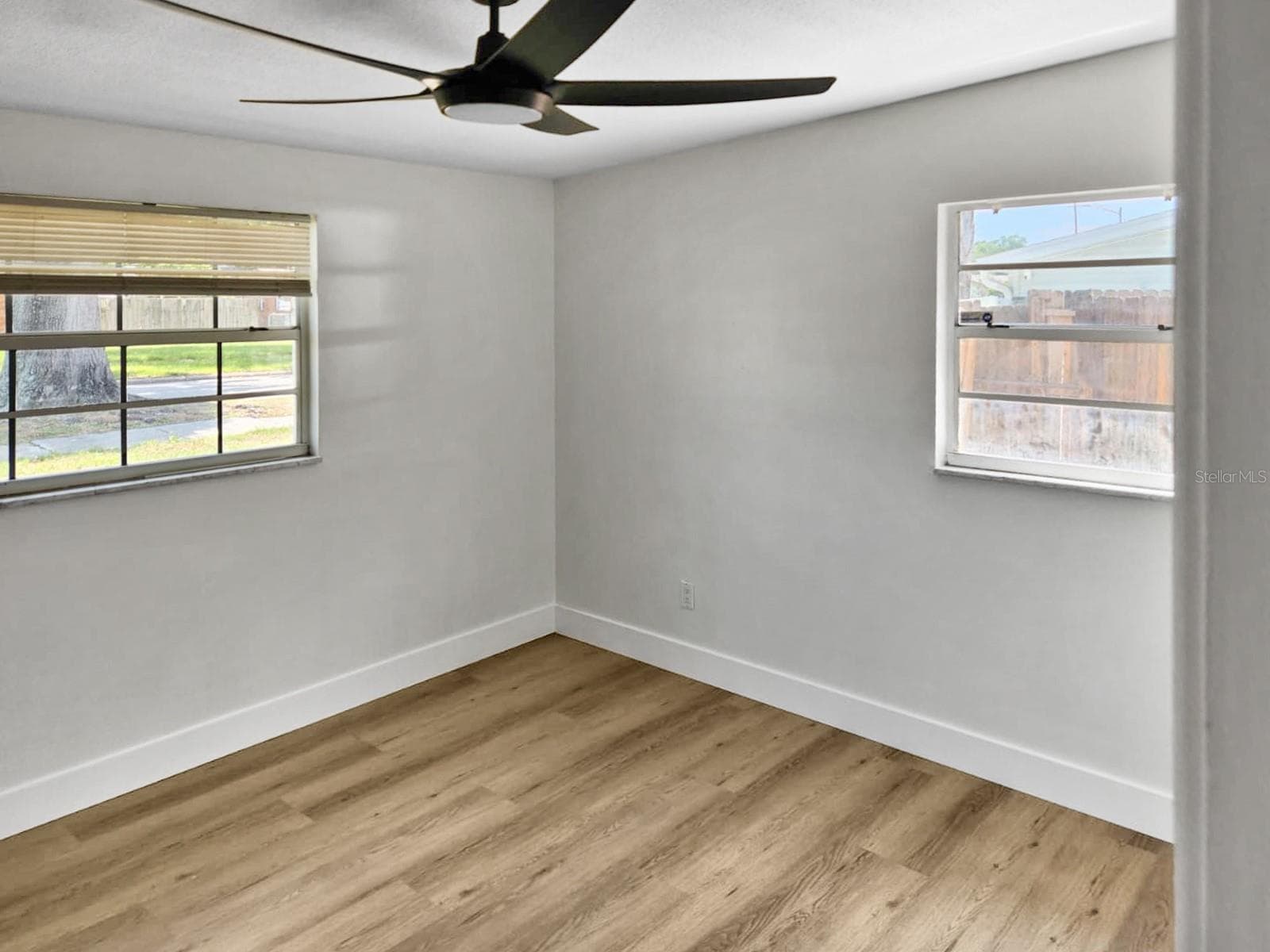 Single Family Residence at 430 SANTIAGO AVE, ORLANDO, photo 12 of 21