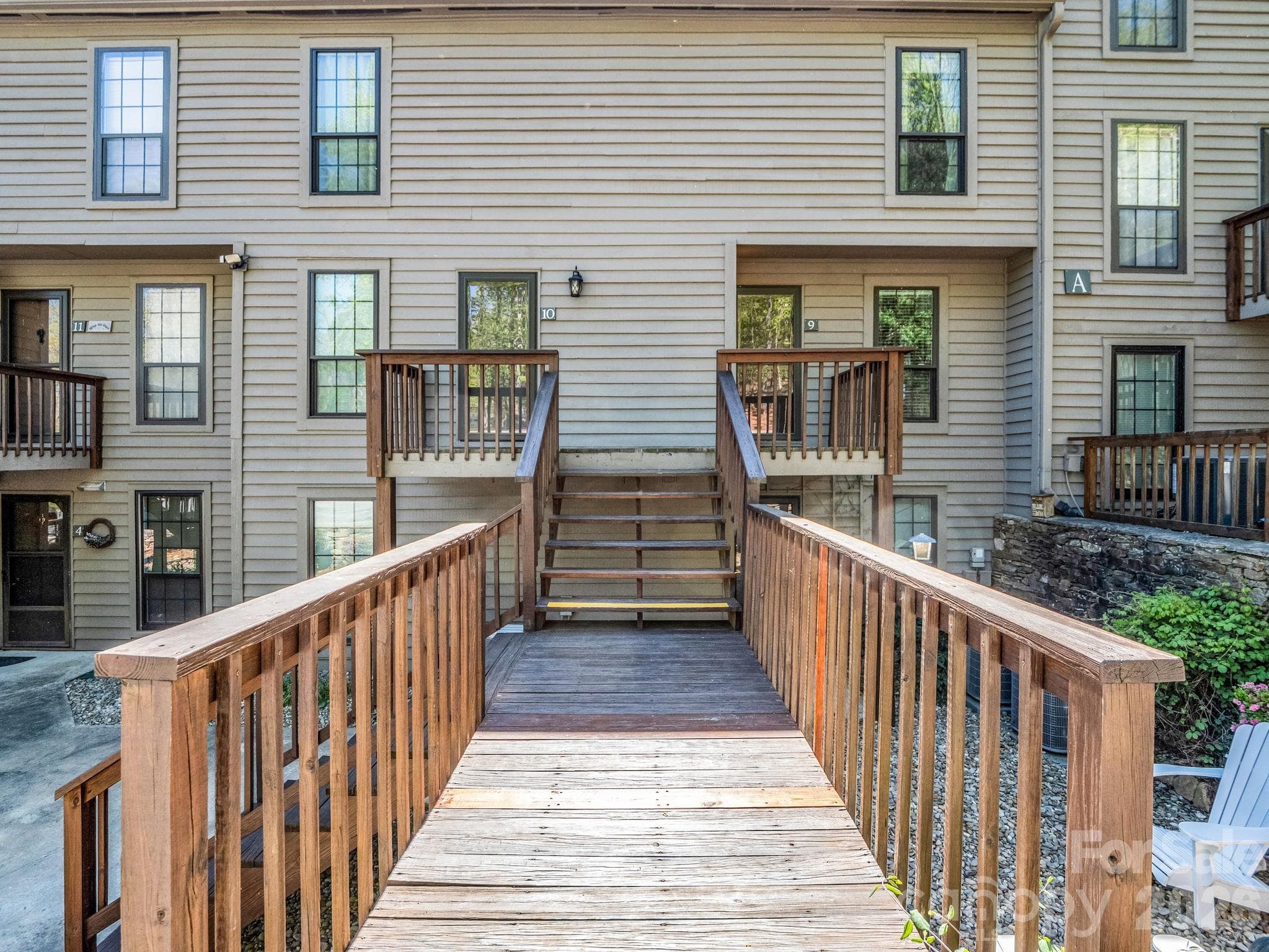 Walkway to the front door - 2881 White Oak Mountain Road, Columbus